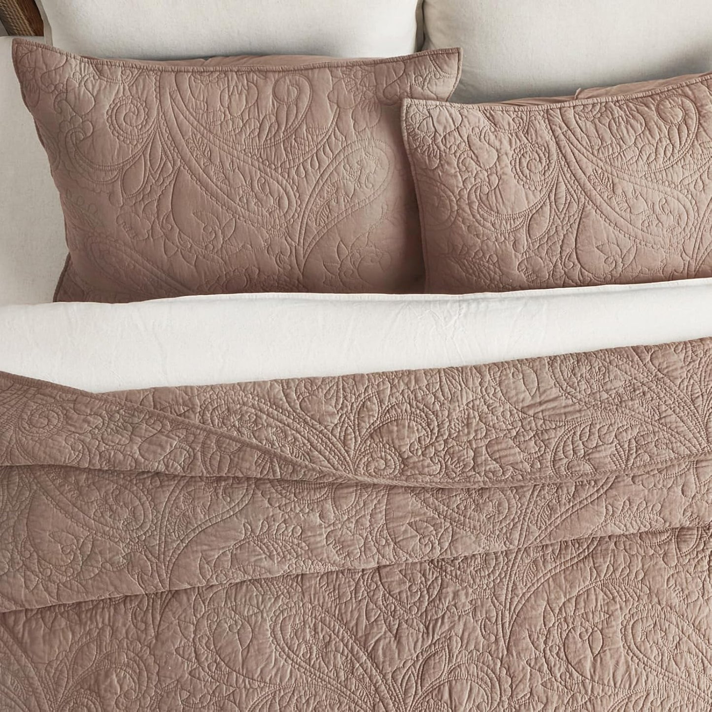 EVERGRACE 100% Cotton Paisley Quilt Set, King Size 3 Piece Set – Prewashed Lightweight Bedspread with 2 Shams, Soft & Breathable Matelasse Coverlet for All-Season Comfort, Dusty Brick