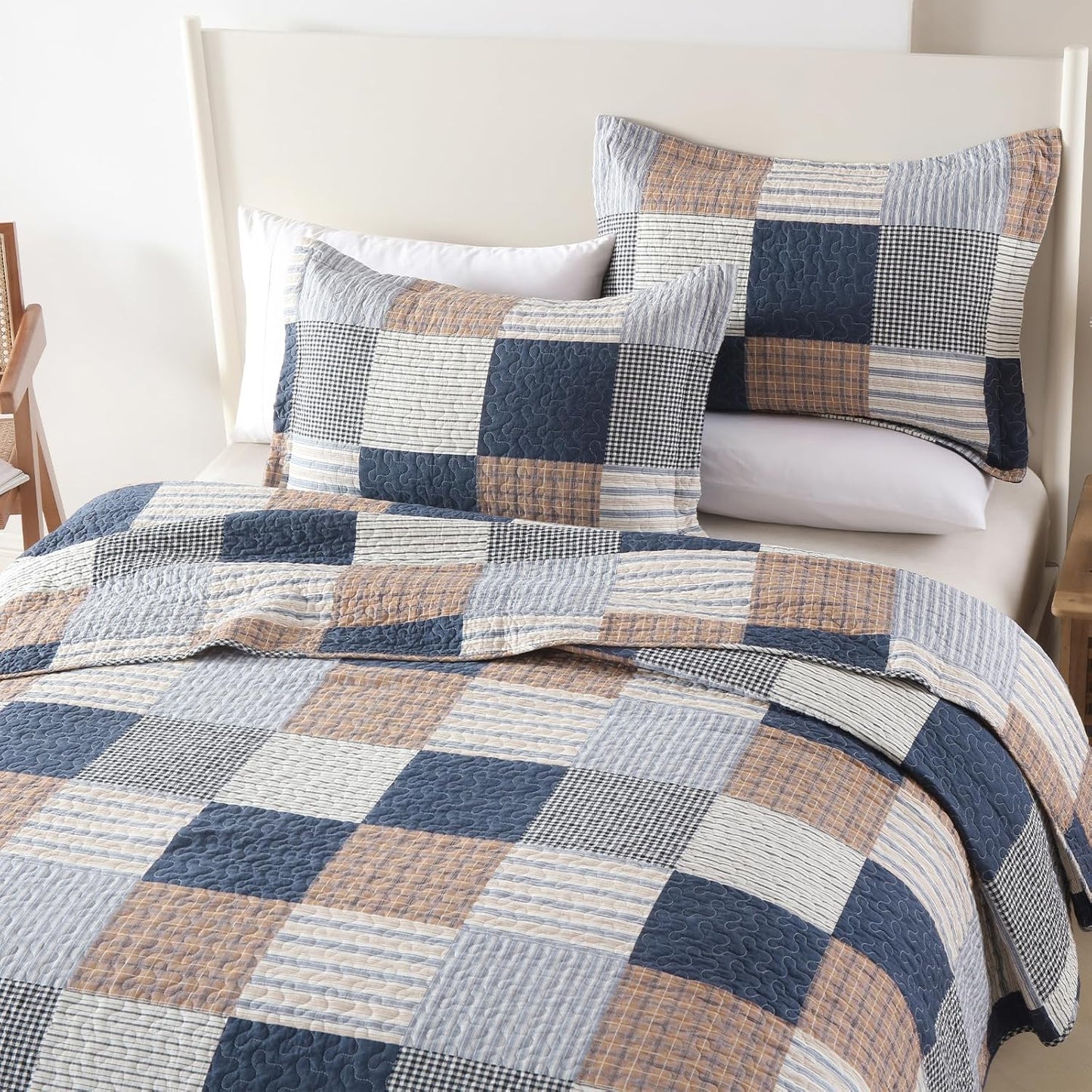 Uniclinens Plaid Quilt Set King Size, 100% Cotton Patchwork Plaid Quilt Bedding Set Bedspreads, Farmhouse Lightweight Comforter Quilted Quilt, 3 Pieces Set with 2 Pillowshams, Navy/Brown/White