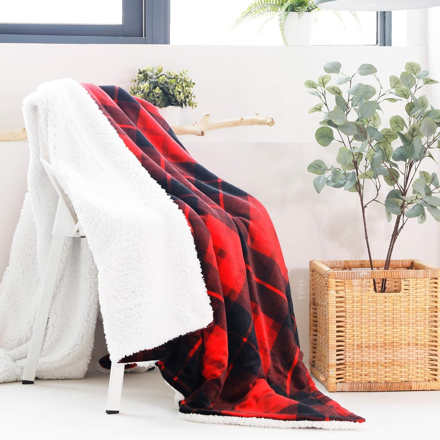 SOCHOW Sherpa Plaid Fleece Throw Blanket, Double-Sided Super Soft Luxurious Bedding Blanket 50 x 60 inches, Red
