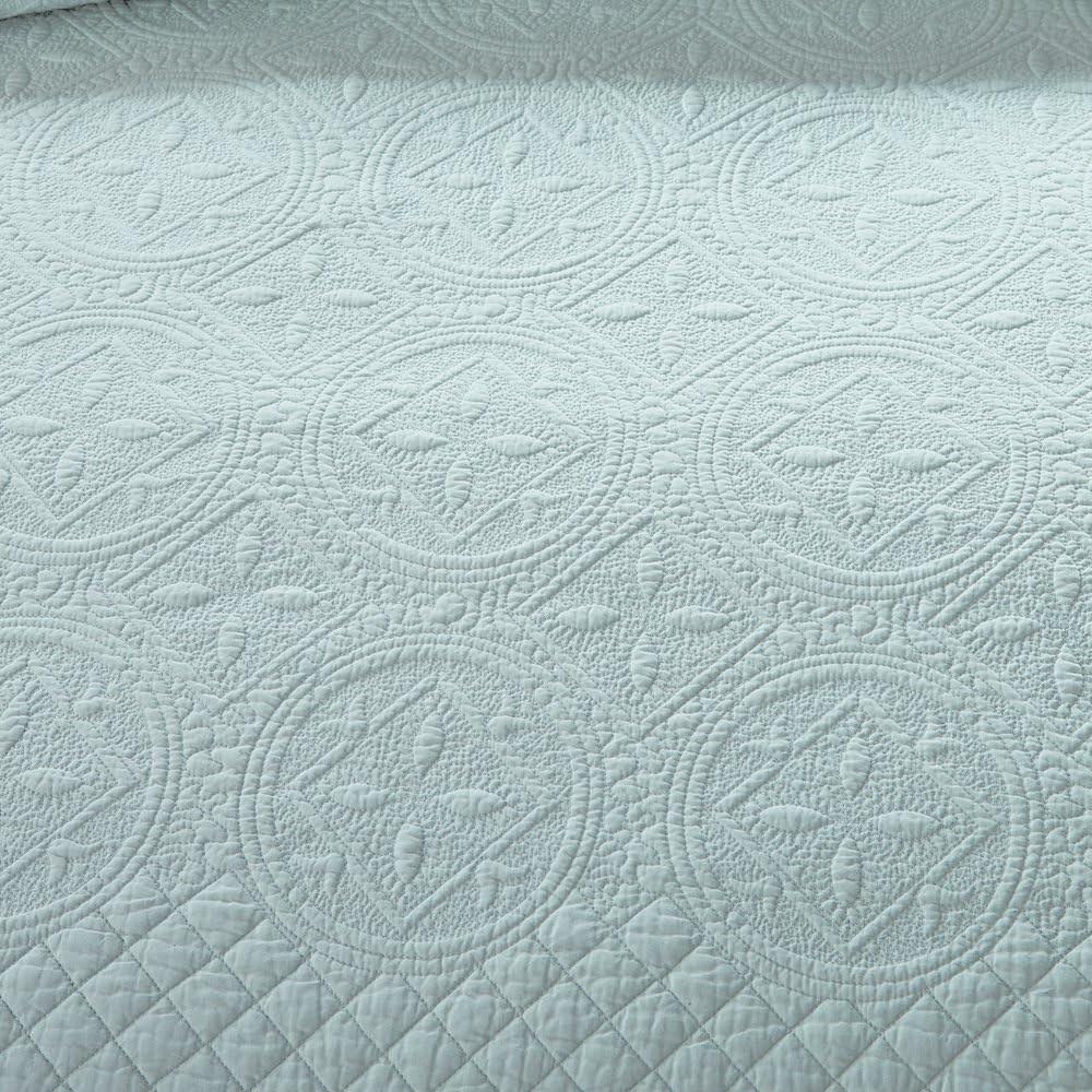 Calla Angel Sage Garden Luxury Pure Cotton Quilt, King, Light Aqua