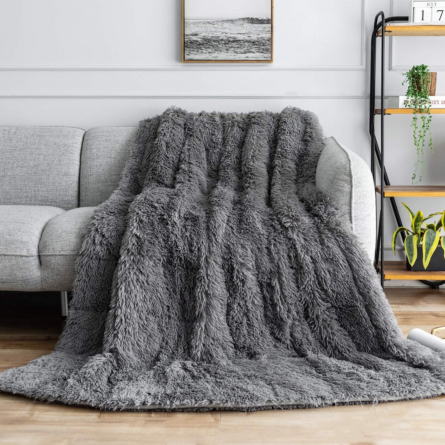 Uttermara Shaggy Faux Fur Weighted Blanket Queen Size, 12 lbs Long Fur Sherpa Soft Fluffy Bed Blanket for Adults, Ultra Cozy Warm Sherpa Throw Full/Queen Size Sofa Bed Blanket, 48 x 72inches, Grey