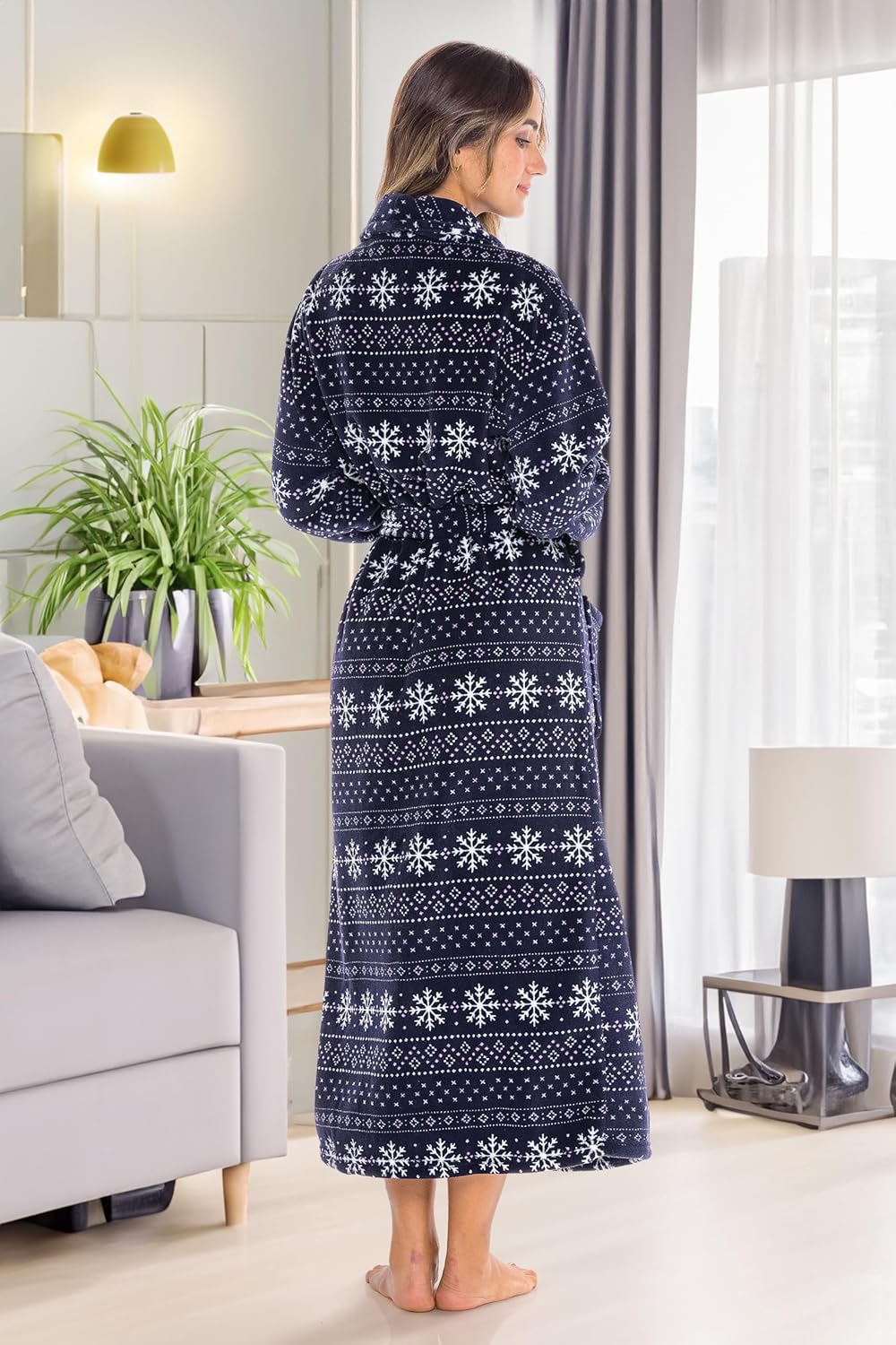 Alexander Del Rossa Plush Robe for Women, Long Fleece Winter Bath Robe, Plus Size