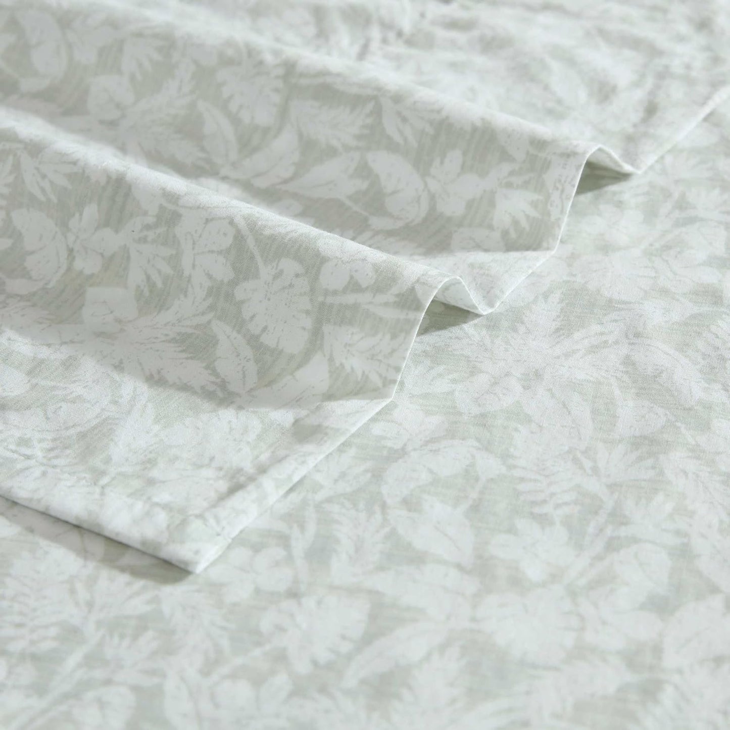 Tommy Bahama - King Bed Sheets, Crisp & Cool Cotton Percale Bedding with Matching Pillowcases, Lightweight Bed Set, Oeko-Tex Certified (Palm Day Green)