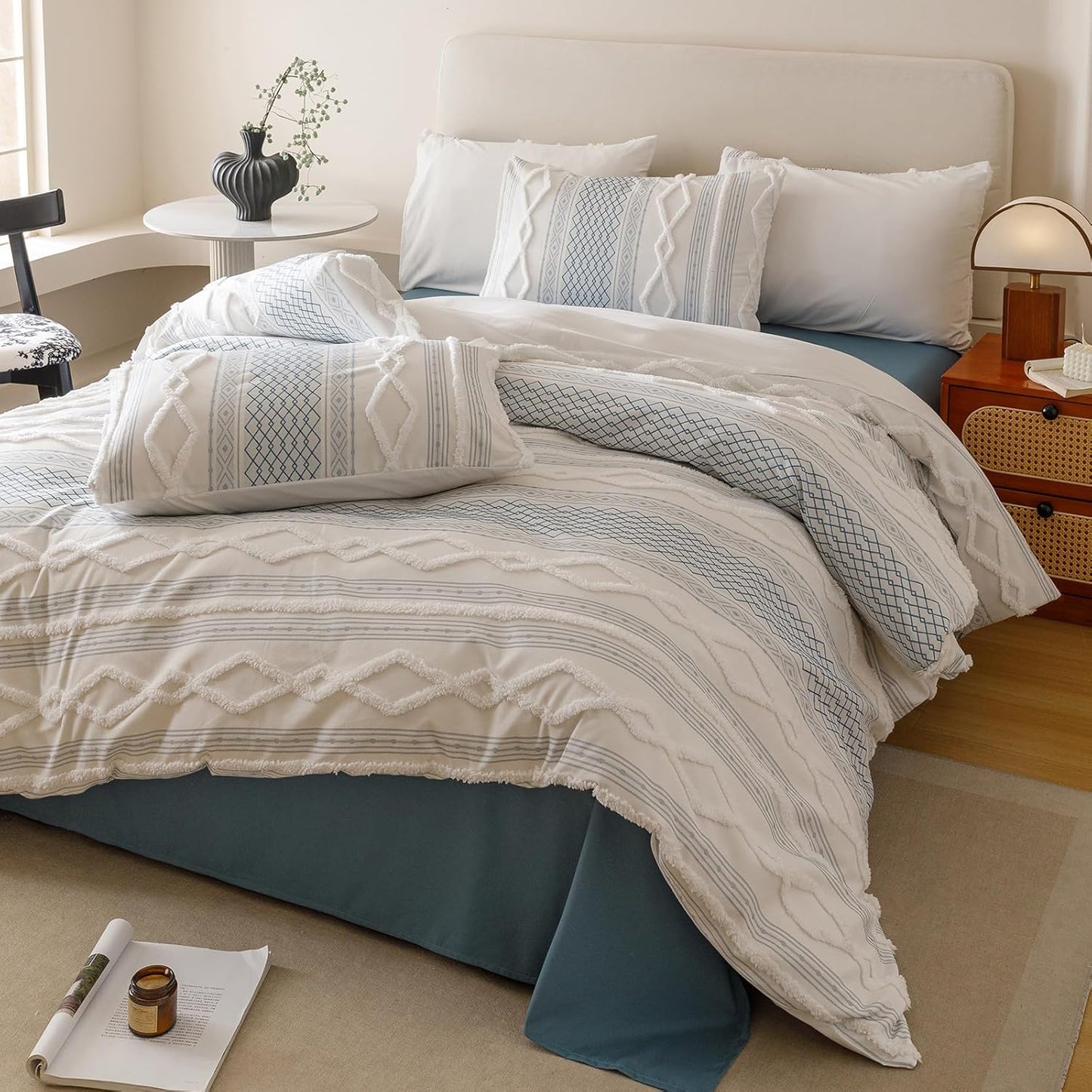 Cottonight White Blue Boho Comforter Set California King Farmhouse Tufted Bedding Set Soft Bohemain Shabby Chic Blanket Quilts Embroidery Rustic Luxury Soft 3PCS Bed Set for Women Men