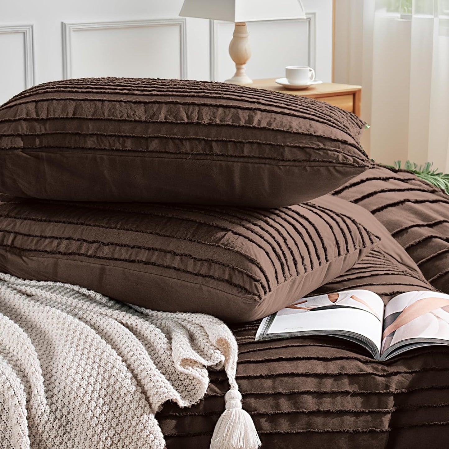 NEXHOME PRO Duvet Cover Queen Size, Blue 3 Pieces Boho Tufted Duvet Cover Set, Soft and Lightweight Microfiber Comforter Cover Set for All Season(Dark Brown,90 x 90)-No Comforter