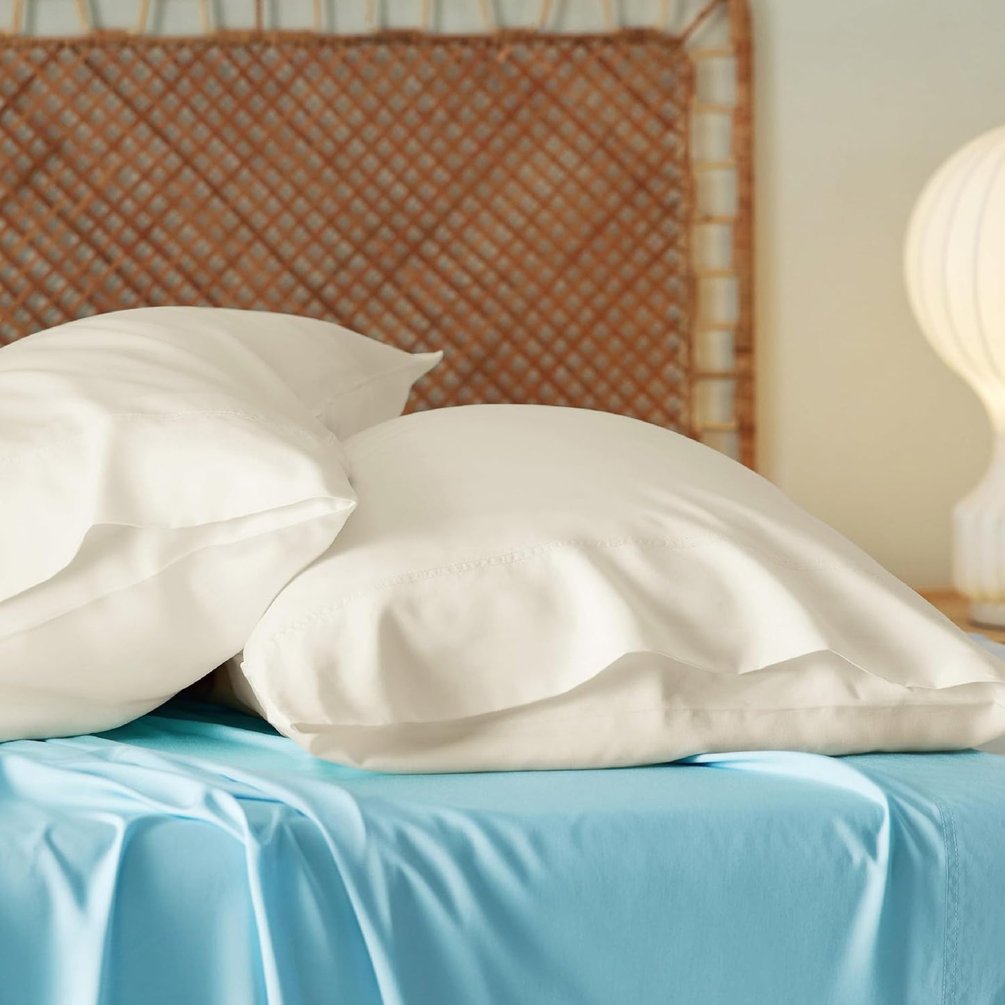 Bedsure King Size Pillow Cases Set of 2, Cooling Pillow Cases King, Rayon Derived from Bamboo Cream Pillowcases, Breathable & Silky Soft Cool Bedding Pillow Covers with Envelope Closure, 20x36 Inches