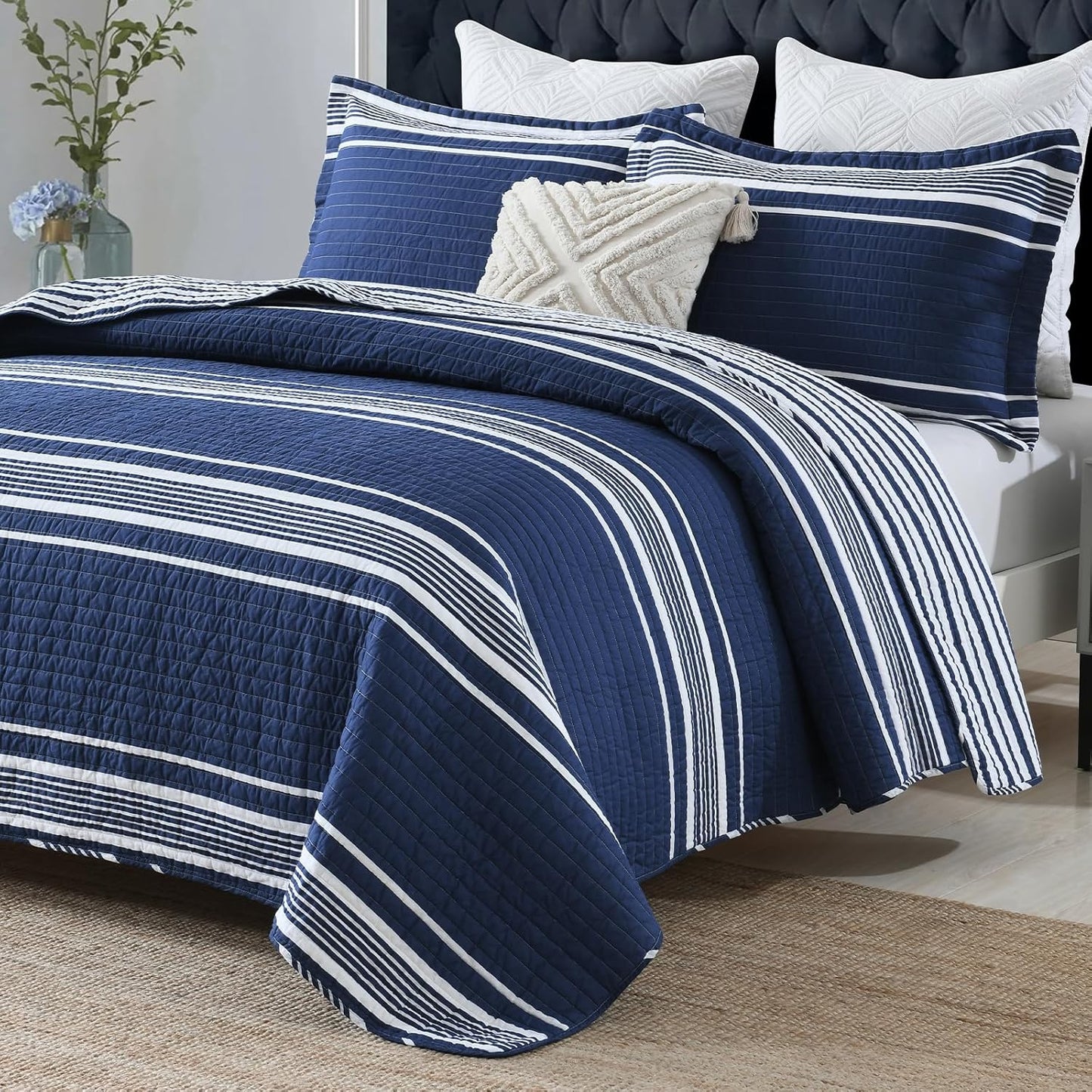 Striped Queen Size Quilt - 100% Cotton Navy Blue White Striped Modern Boys Men Unisex Quilt Bedspread for Queen Bed, Lightweight Reversible Quilted Bedding Set with 2 Pillow Shams, All Season