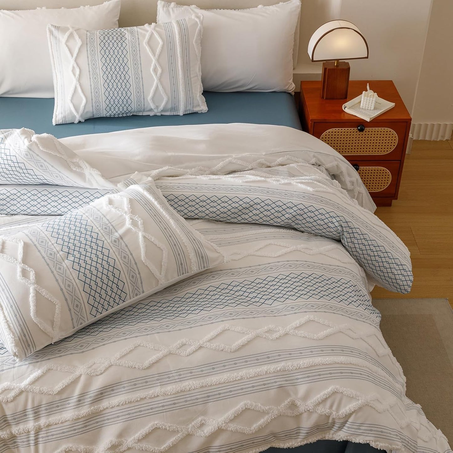 KAREVER Ivory Blue Boho Comforter Set Twin Mixed Textures Jacquard Bedding Set Durable Chic and Stylish Bedroom Set