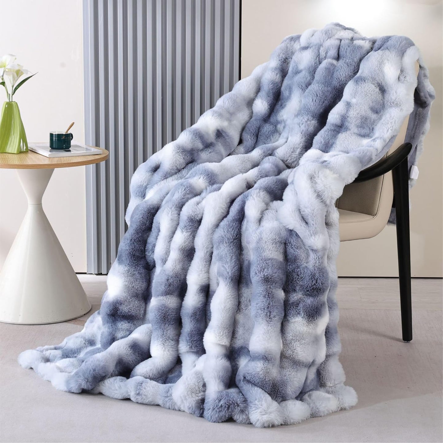 Faux Fur Thick Tie-dye Blue Fluffy Throw Blanket for Couch Bed 50x60 Fuzzy Soft Blanket for Adults Women Gift Home Living Room Decor 860 GSM