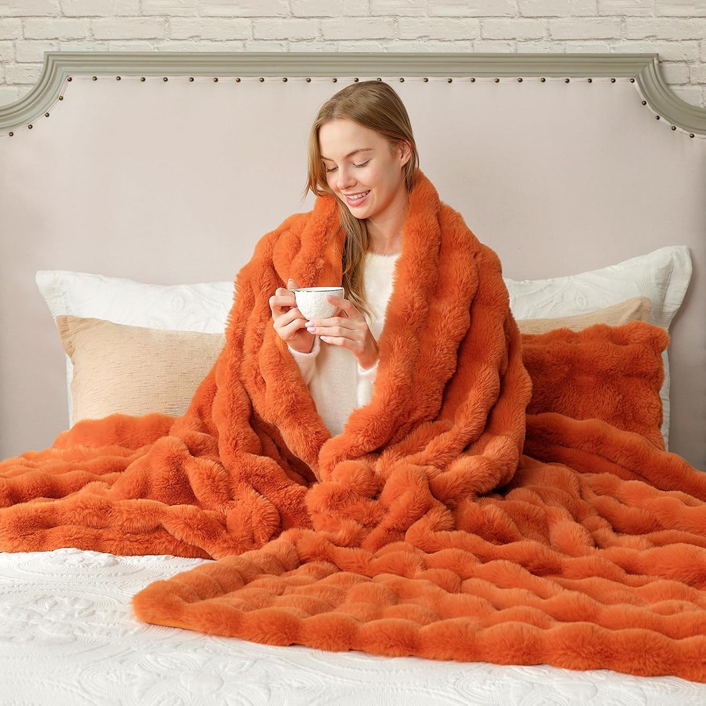 Cozy Bliss Faux Fur Throw Blanket for Couch, Bubble Plush Blanket Queen Size, Fuzzy Soft & Thick Blanket for Fall Bed Sofa Living Room, 90x90 Inches Halloween Burnt Orange