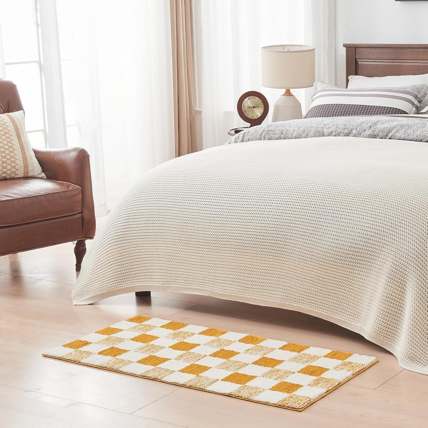 CozeCube Bath mats for Bathroom Non Slip, Fluffy Absorbent Microfiber Bath mat Washable, Aesthetic Bathroom Rugs, Long Harvest Gold Checkered Bath mat, Harvest Gold, 47" x 24"