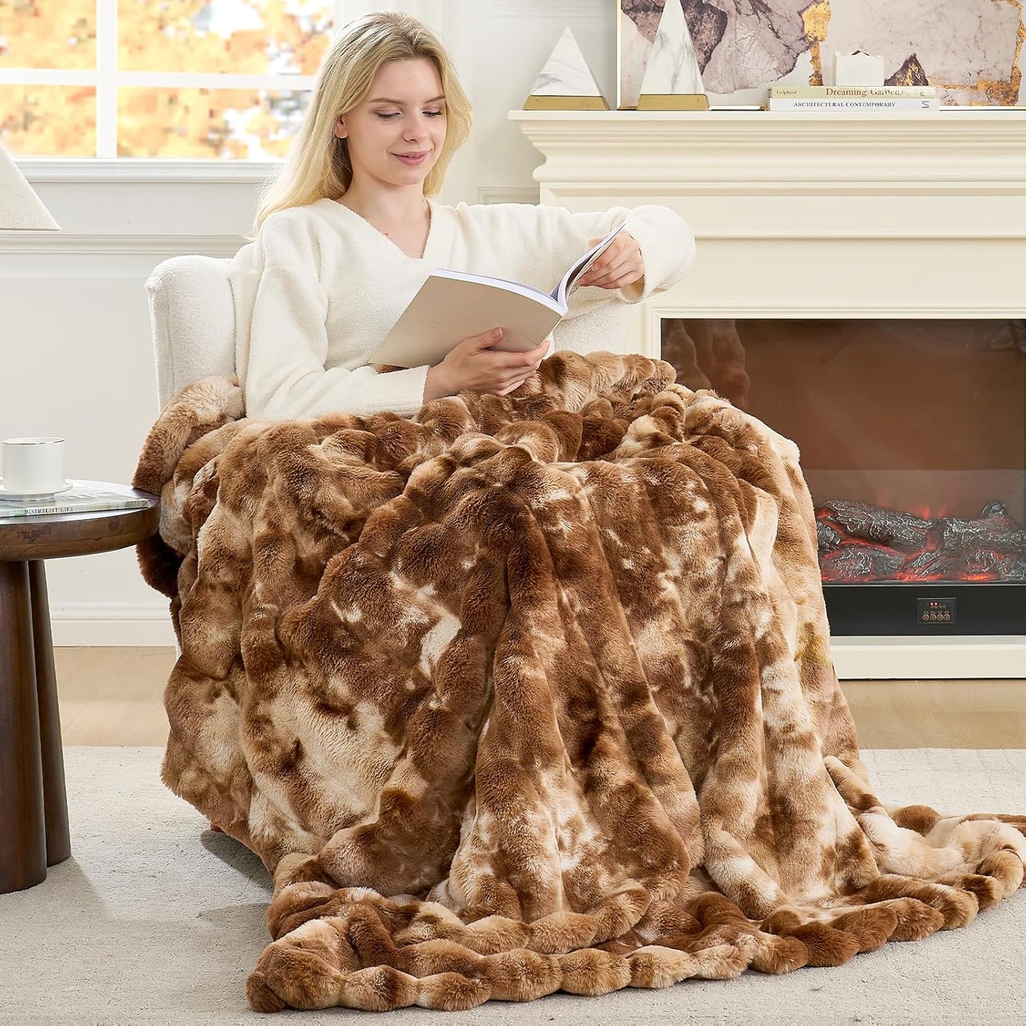 Cozy Bliss Faux Fur Throw Blanket for Couch, Fuzzy Soft Plush Thick Striped Blanket for Sofa Bedroom Living Room, 50 * 60 Inches Tie-dye Brown