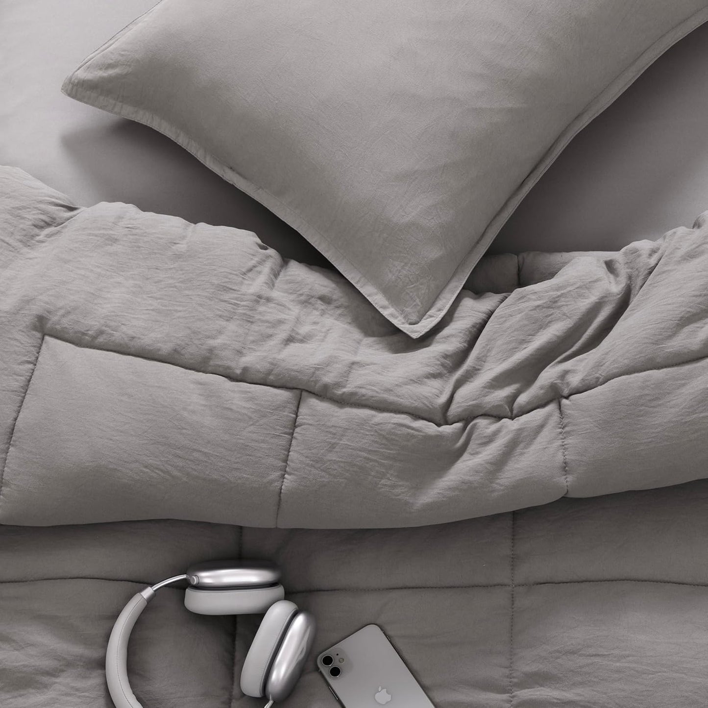 UGG King Size Comforter Set with 2 Pillow Shams Lightweight Down Alternative Comforter King Size Blanket Reversible Cozy Warm All Season Washable Hypoallergenic Bedding Set, Light Grey (Leonora)