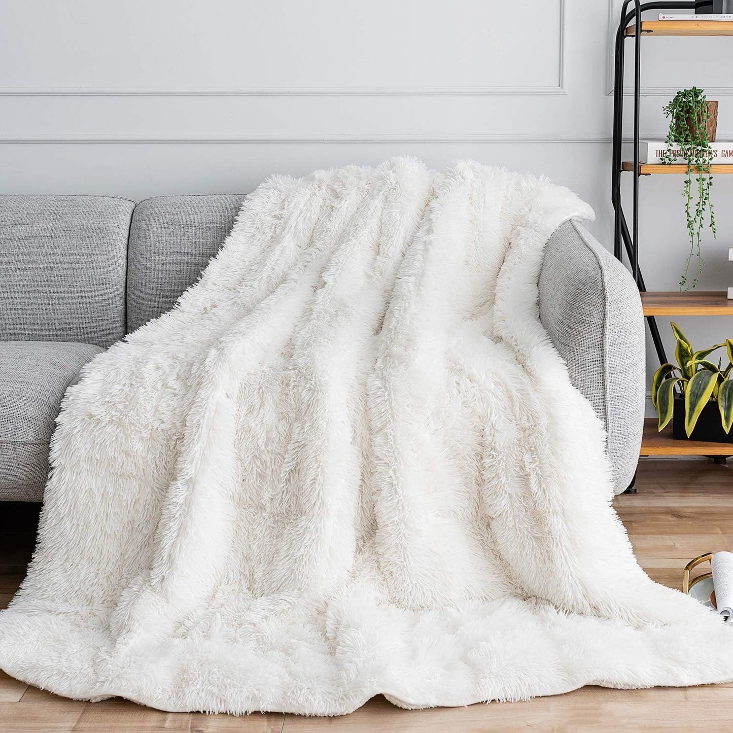 Uttermara Shaggy Faux Fur Weighted Blanket 15lbs, Super Soft Plush Fleece and Cozy Sherpa Reverse, Decorative Long Fur Throw Blankets 48"x72" 15LBS Cream