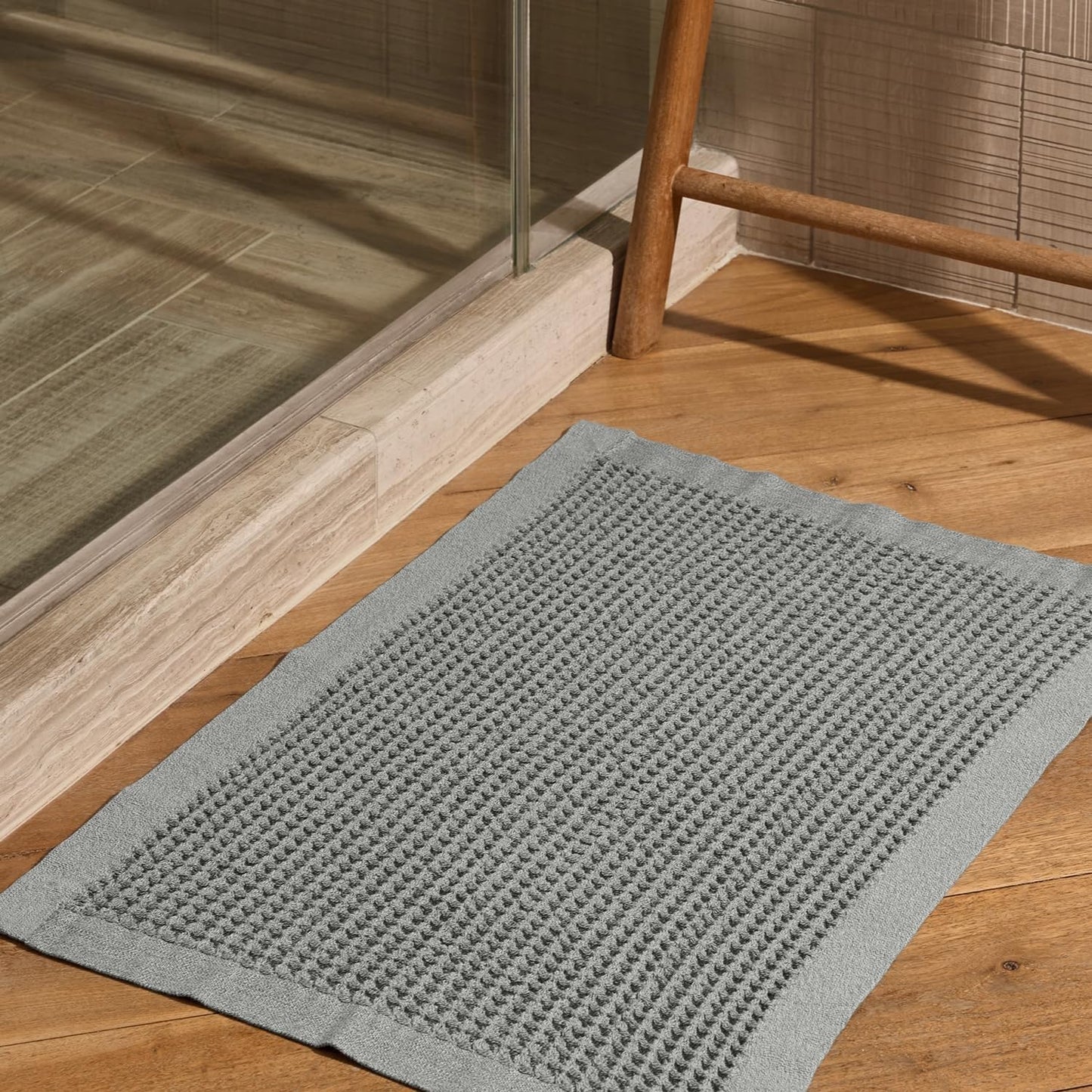 ONSEN Supima Cotton Waffle Bath Mat – Bathroom Rug, Washable Rug, Bathroom Floor Mat – Ultra-Absorbent, Quick-Dry, Soft & Durable Luxury Cotton - Cinder Grey, 20x30 in
