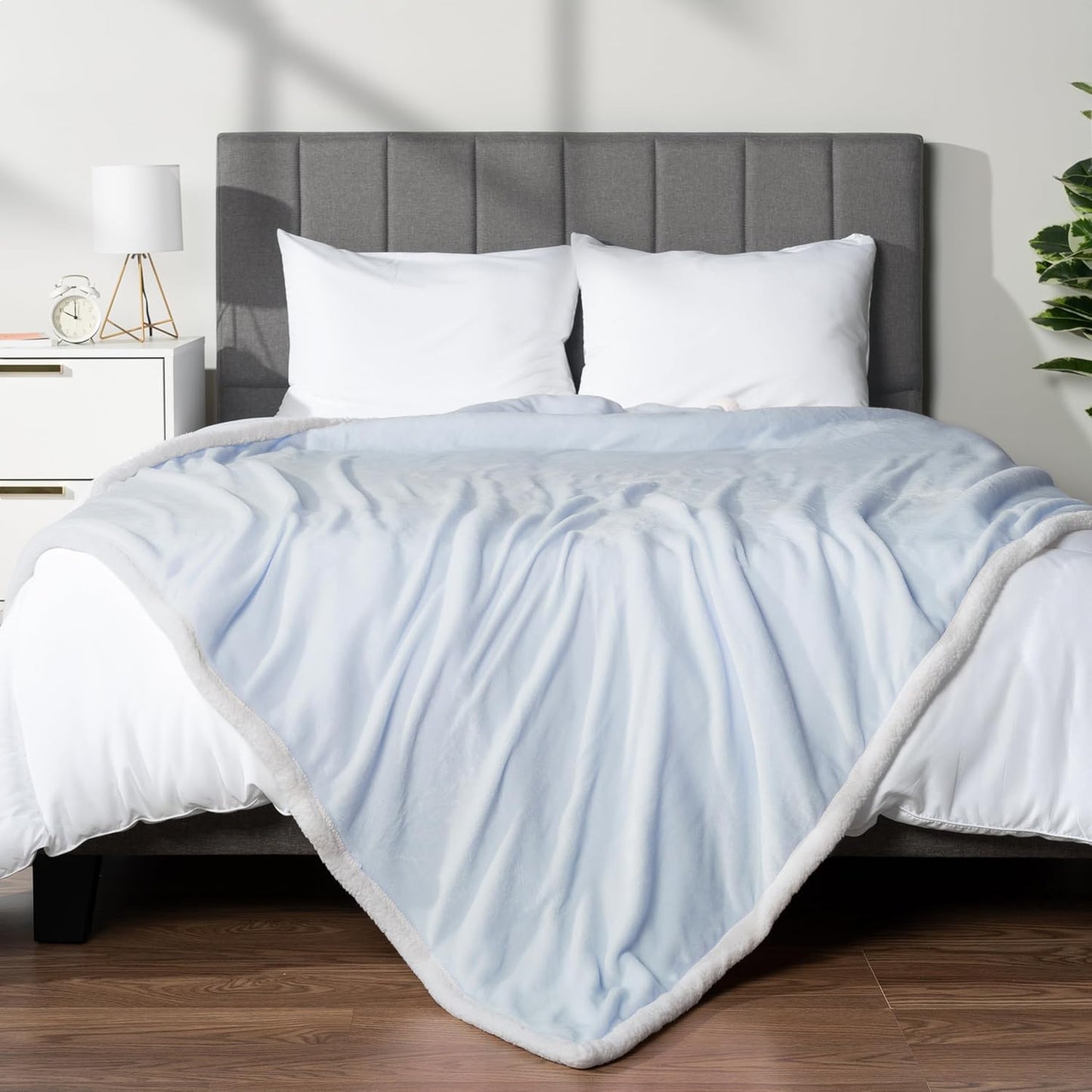 PAVILIA Sherpa Fleece Throw Blanket for Couch, Light Blue, Plush Soft Fuzzy Sofa Blanket, Cozy Reversible Winter Throw for Women Men, 50x60 Inches