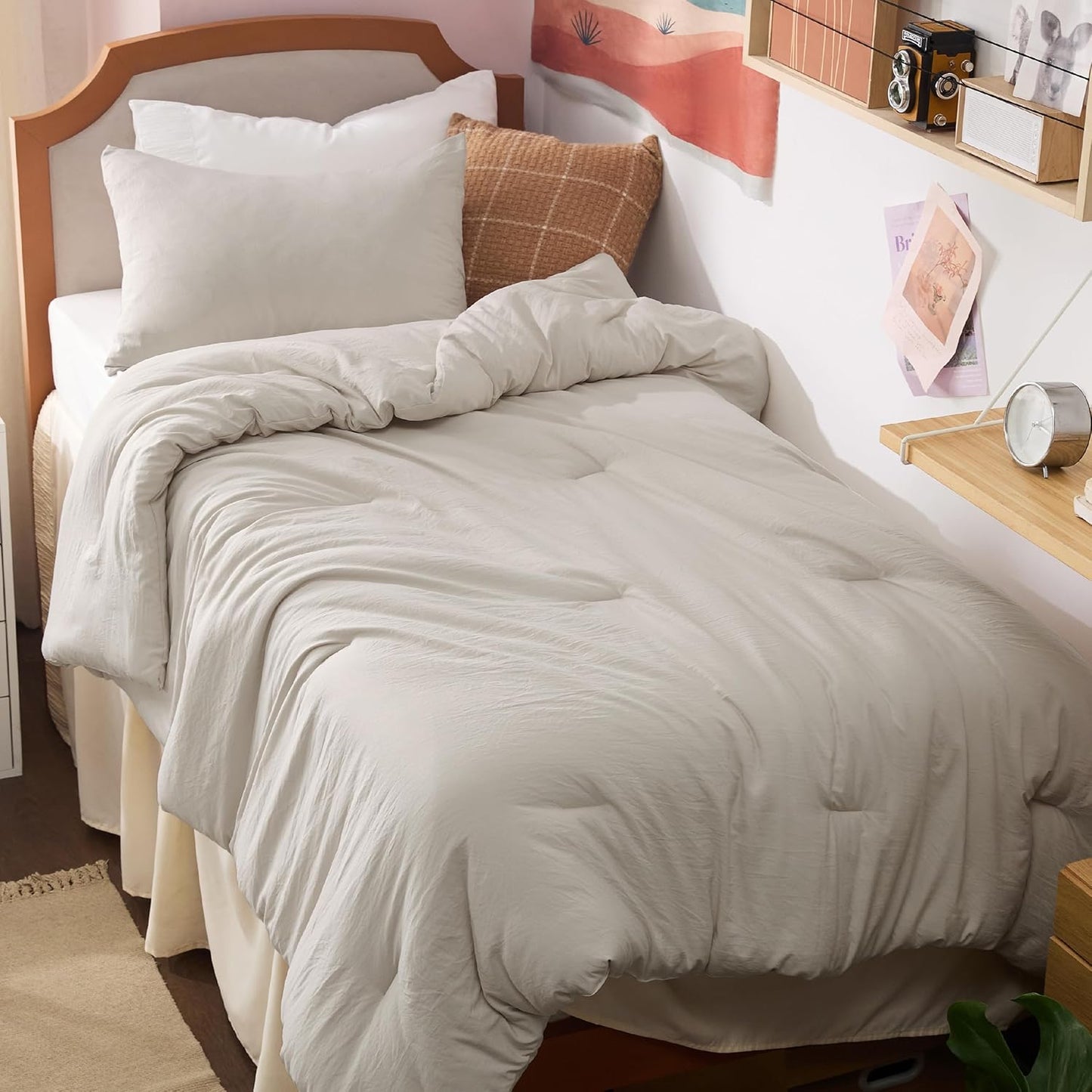 Bedsure Twin/Twin XL Comforter Set, Beige Soft Prewashed Bedding for All Seasons, 2 Pieces GentleSoft™ Warm Down Alternative Bed Set, 1 Lightweight Comforter (68"x88") and 1 Pillowcase (20"x26")