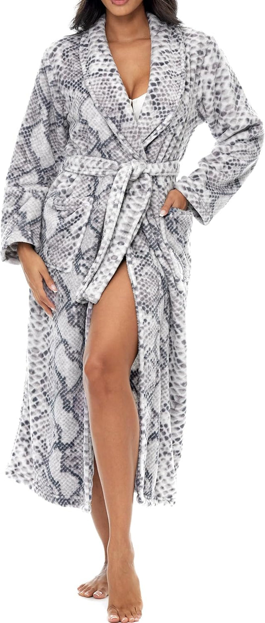 Alexander Del Rossa Plush Robe for Women, Long Fleece Winter Bath Robe, Plus Size