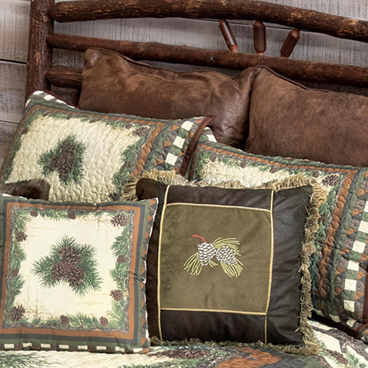 BLACK FOREST DECOR Woodland Pinecones Quilt Bed Set - Queen, Rustic Lodge Pinecone Bedding - 90" x 90"
