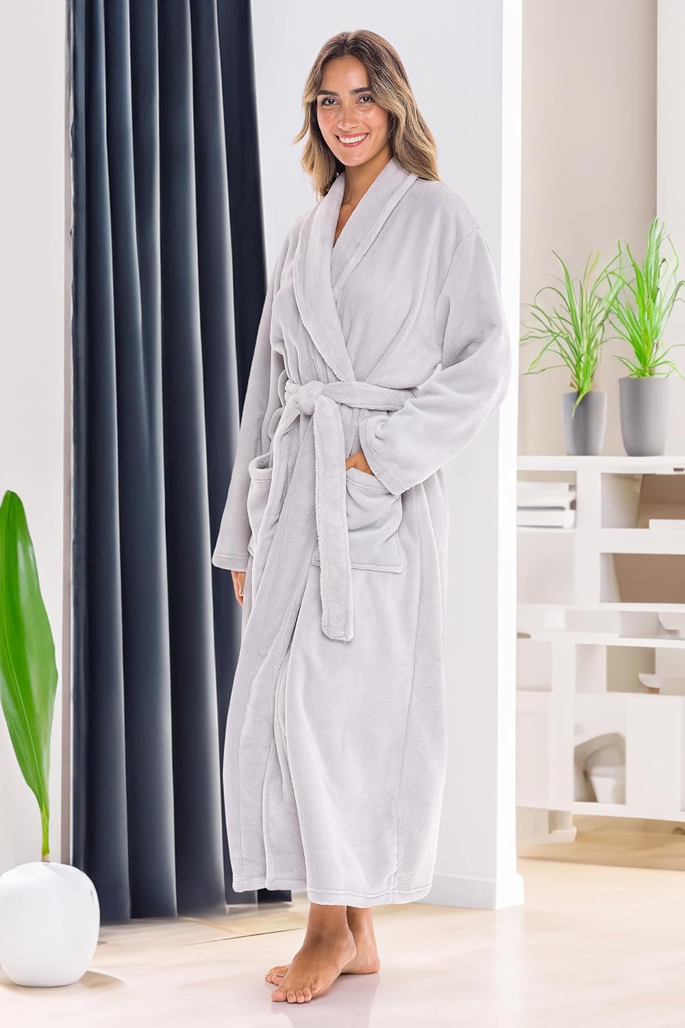 Alexander Del Rossa Plush Robe for Women, Long Fleece Winter Bath Robe, Plus Size