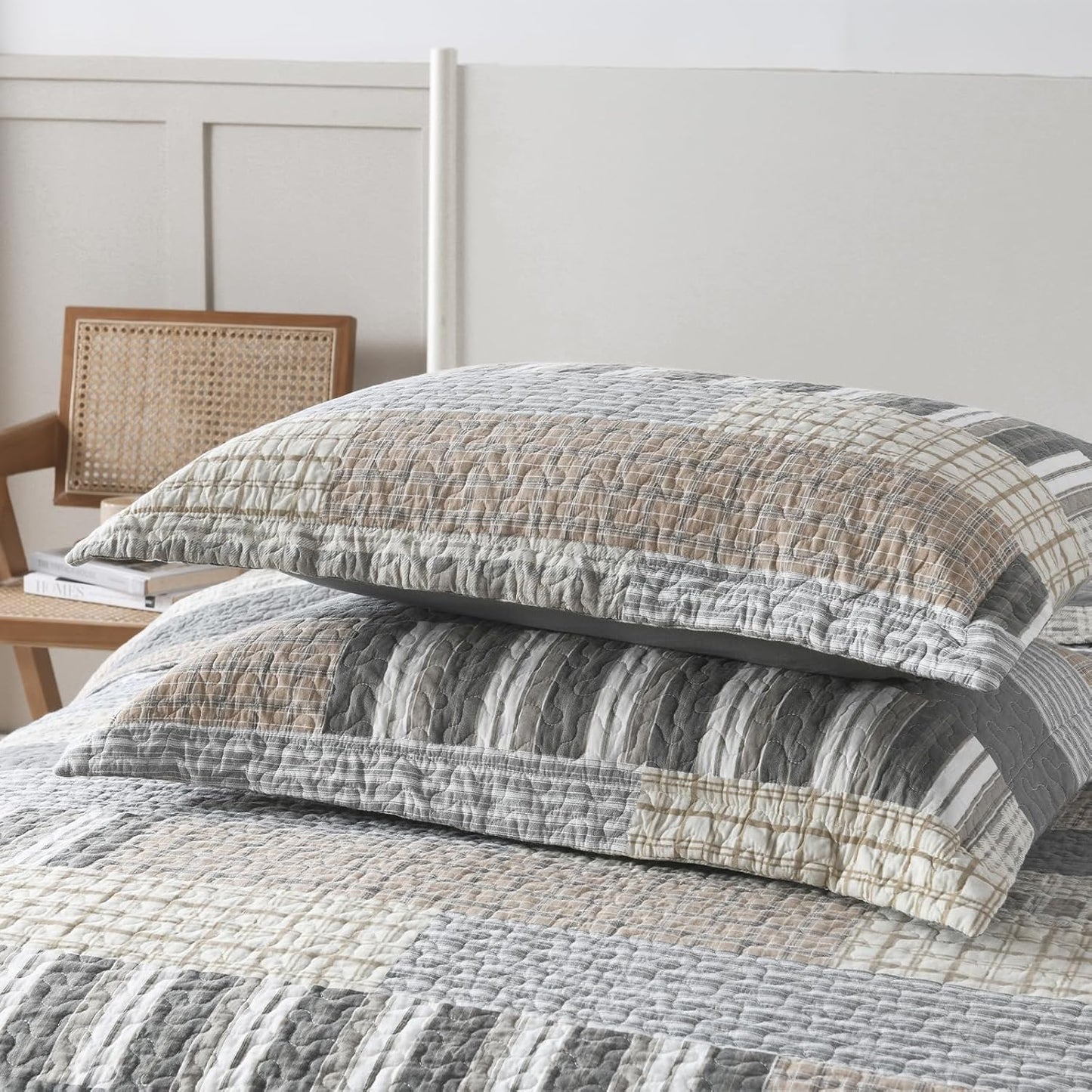 Uniclinens Quilt Set King Size, 100% Cotton Quilted Quilts Bedding Set Bedspreads, Farmhouse Patchwork Plaid Quilted Comforter Set, 3 Pieces Set with 2 Pillowshams, Cream/Grey/Brown