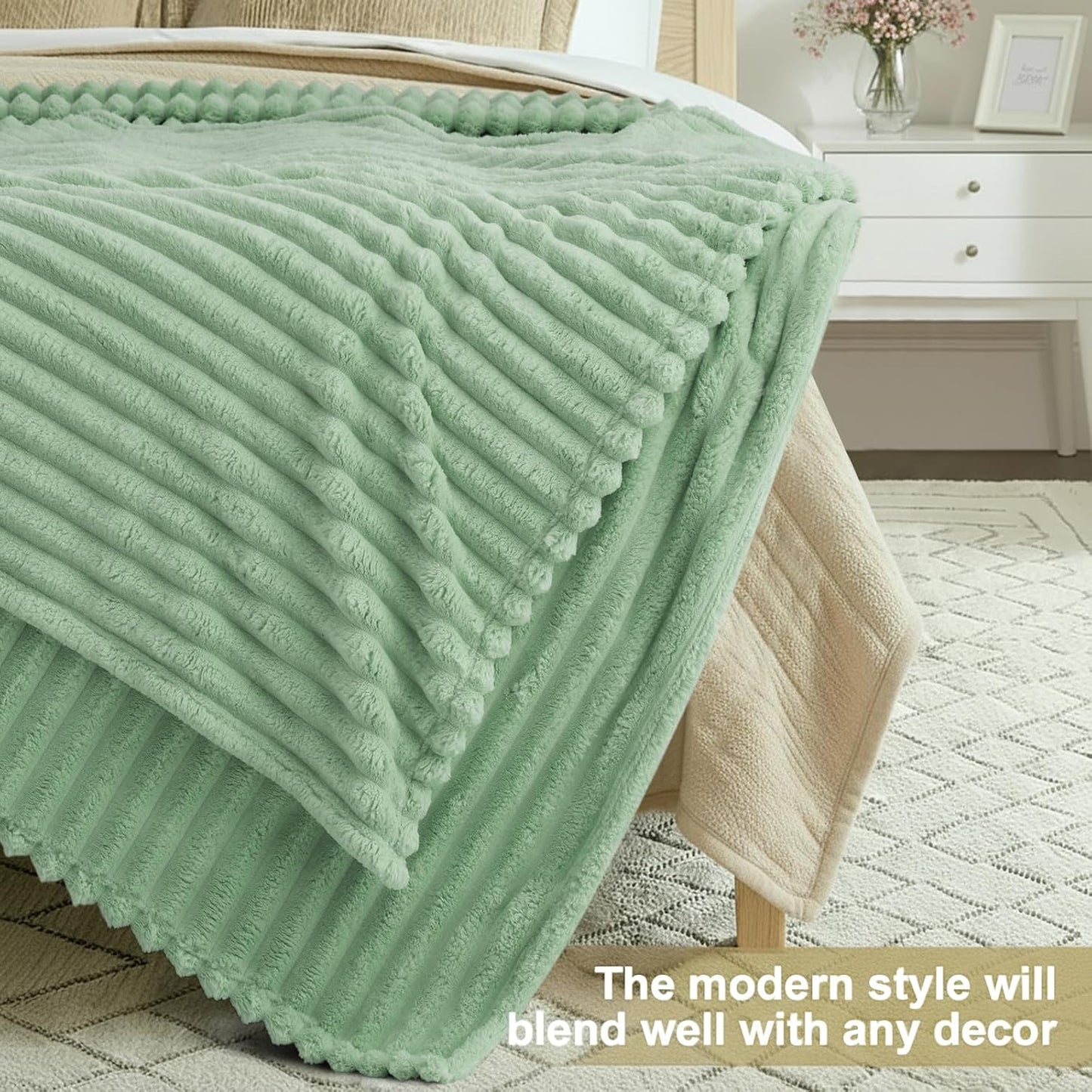 decorUhome Christmas Soft Fleece Sage Green Blanket King Size for Bed, Cozy Fluffy Plush Flannel Large Striped Throws for Couch Sofa, Lightweight Decorative Fuzzy Blanket for Woman, 108x90 Inches