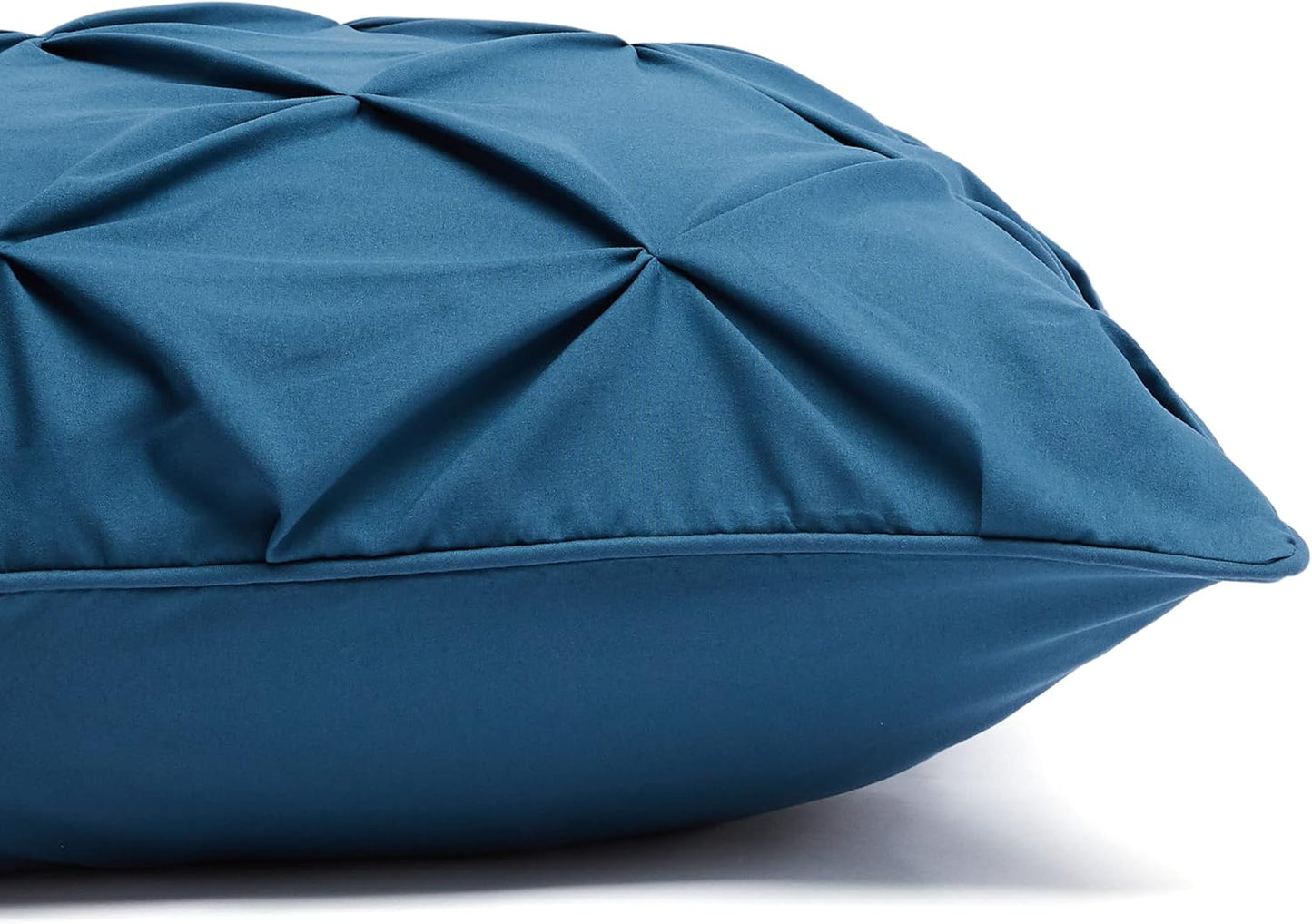 Amazon Basics 2 Piece Soft, Lightweight Down-Alternative Comforter Bedding Set, Pinch Pleat, Twin/TwinXL, Dark Teal, Geometric