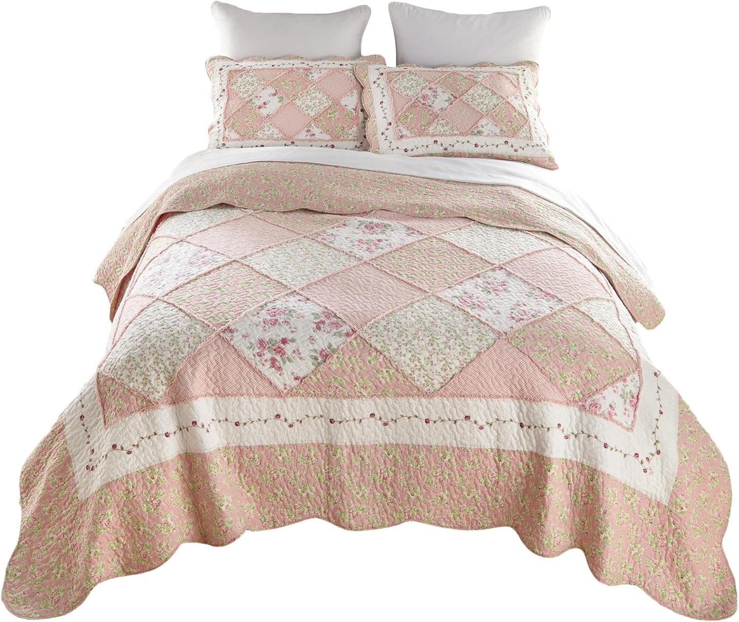 Donna Sharp King Bedding Set - 3 Piece - Strawberry Garden Quilt Set with Quilt and Two Pillow Shams - Machine Washable - Patchwork Design