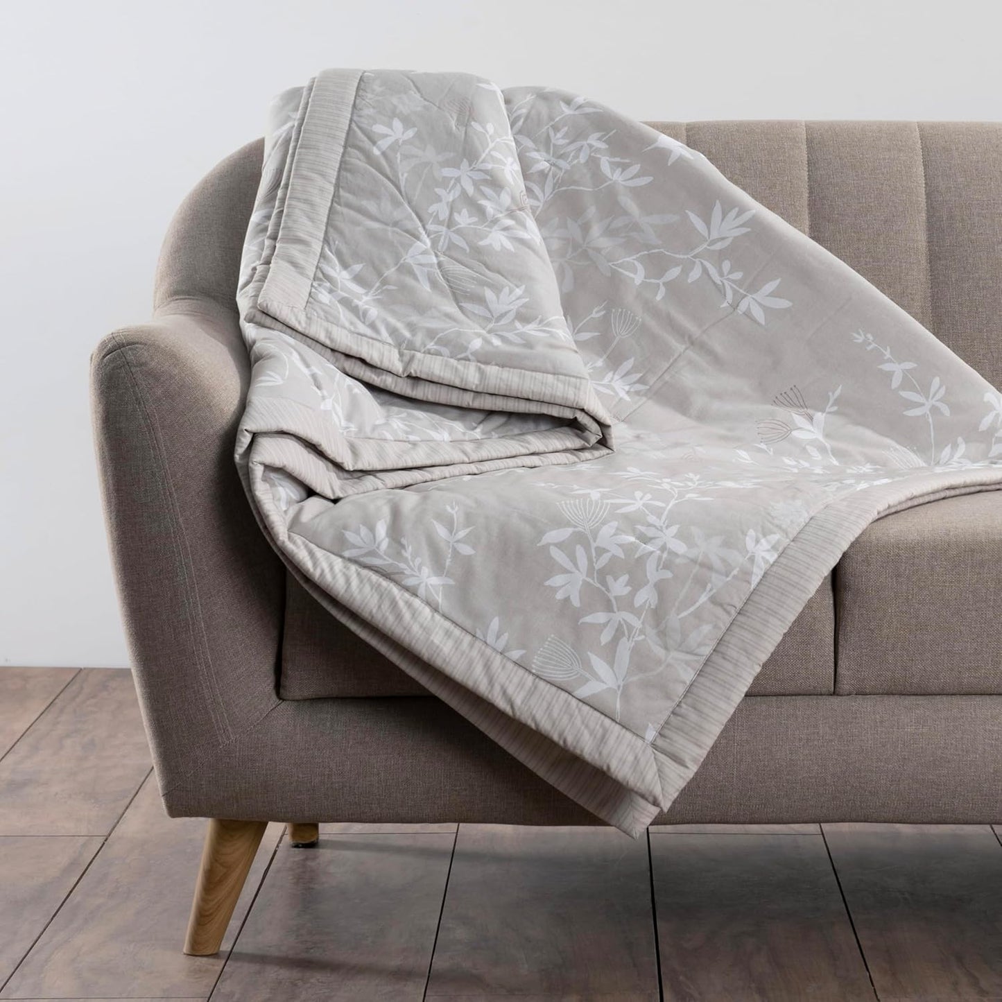 Maison d' Hermine Throw Blanket for Couch Lightweight Soft Warm Breathable Cotton Throw Blankets for Bed Girls Boys Women Men Gifts Sofa Travel Living Room Chair Bedding (50"x60", Louxor)