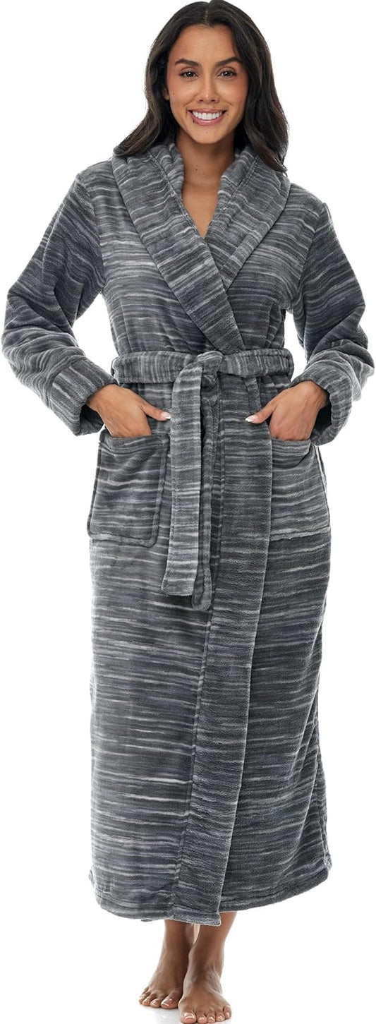 Alexander Del Rossa Womens Robe, Long Plush Bathrobe with Hood, Hooded Robes for Women Plus Size Bath Robe