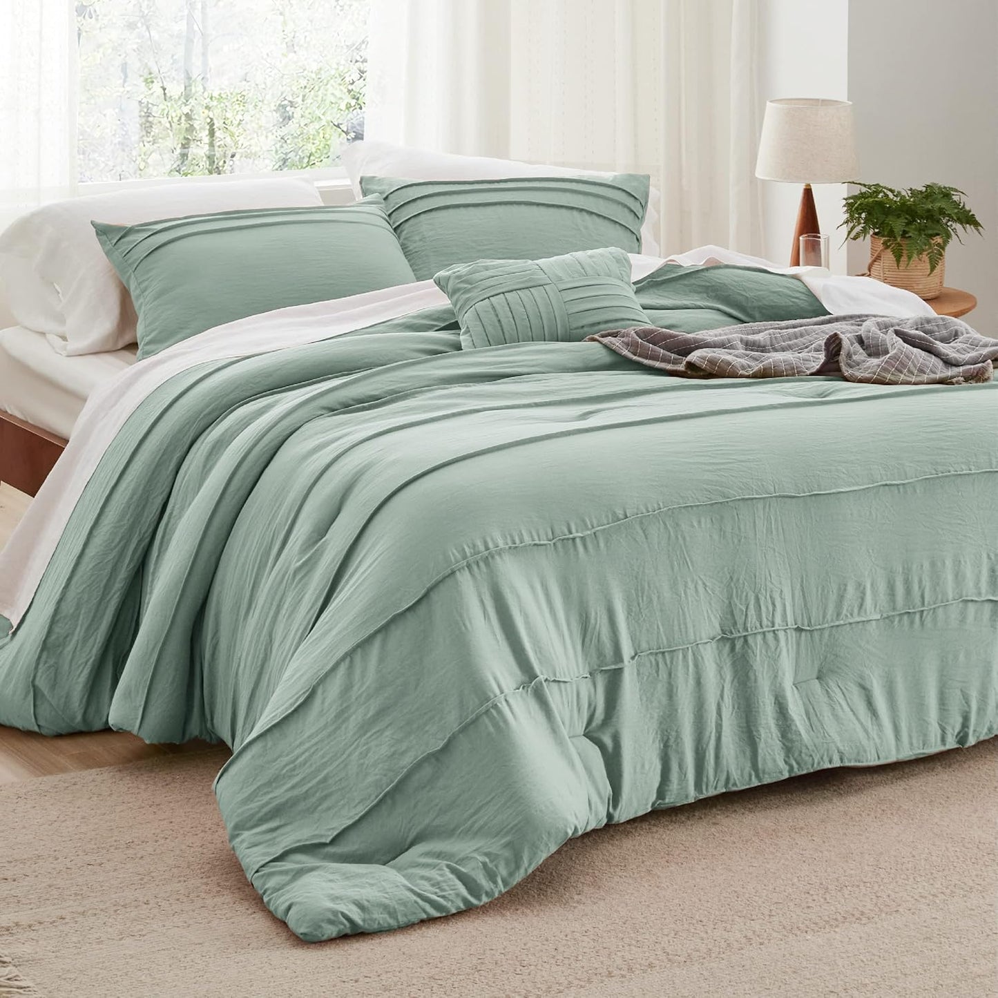 Bedsure California King Comforter Set - 4 Pieces Pinch Pleat Bed Set, Sage Green Boho Bedding for All Season, 1 Soft Comforter, 2 Pillowcases, 1 Decorative Pillow