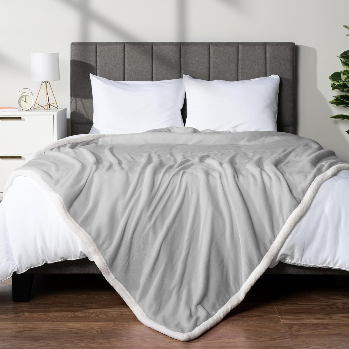 PAVILIA Sherpa Fleece Throw Blanket for Couch, Twin Size, Light Grey, Plush Soft Fuzzy Sofa Blanket, Cozy Reversible Winter Throw for Women Men, 60x80 Inches