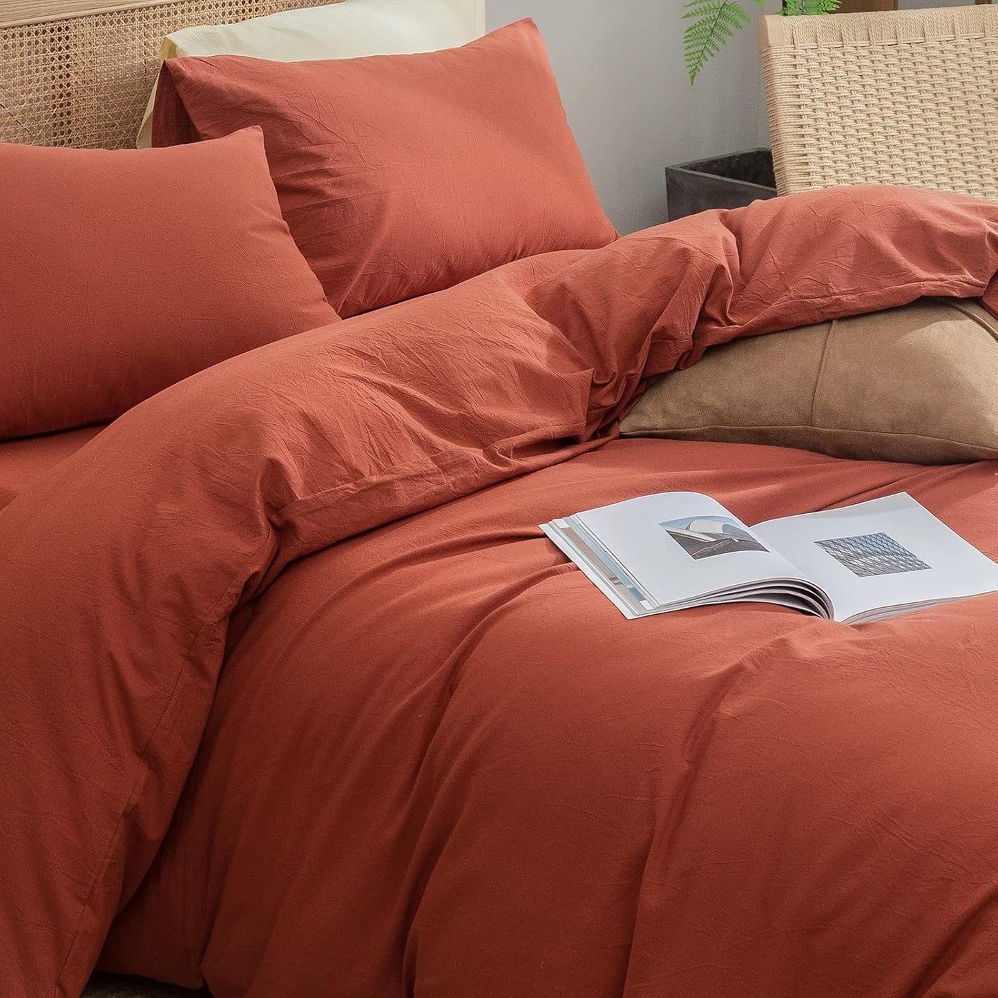 BESTOUCH Duvet Cover Set 100% Washed Cotton Linen Feel Super Soft Comfortable Chic Lightweight 3 PCs Home Bedding Set Solid Burnt Brick Red King