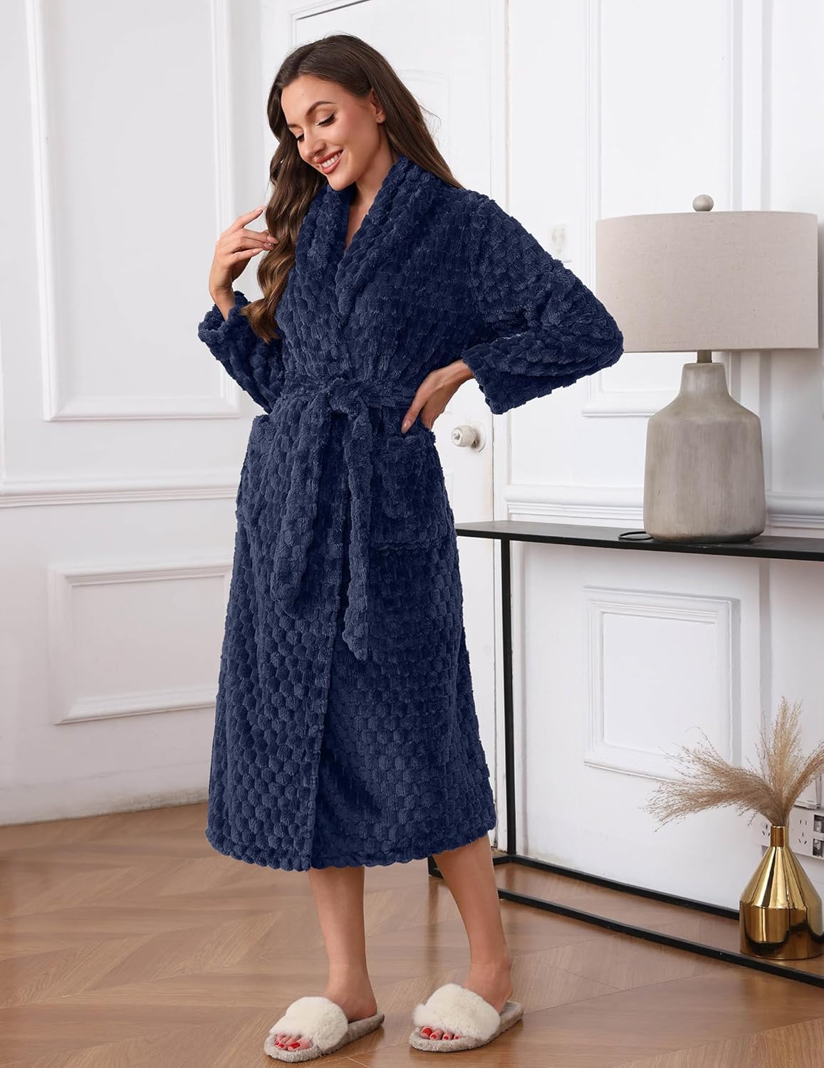 Ekouaer Women's Robe Long Plush Soft Bathrobe Jacquard Color Block Robes Shawl Collar Sleepwear with Pockets S-XXL