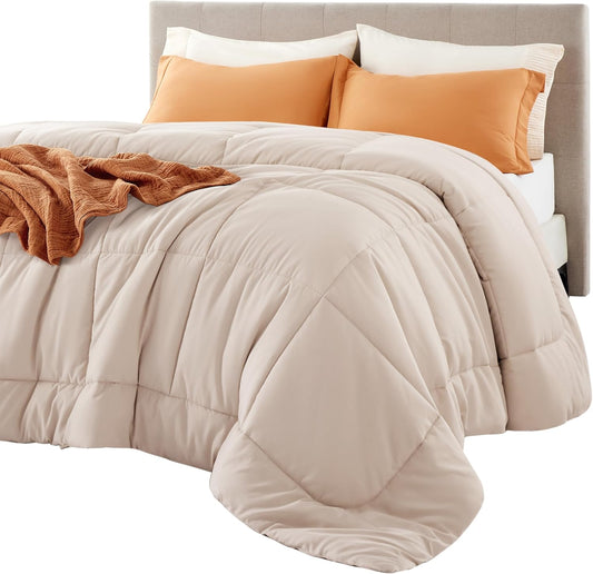 Bedsure Comforter Duvet Insert - Quilted Comforters Full Size, All Season Duvet, GentleSoft Down Alternative Bedding, with 8 Tabs, Gifts for Women/Men, Beige, Full 86 x 82 Inches