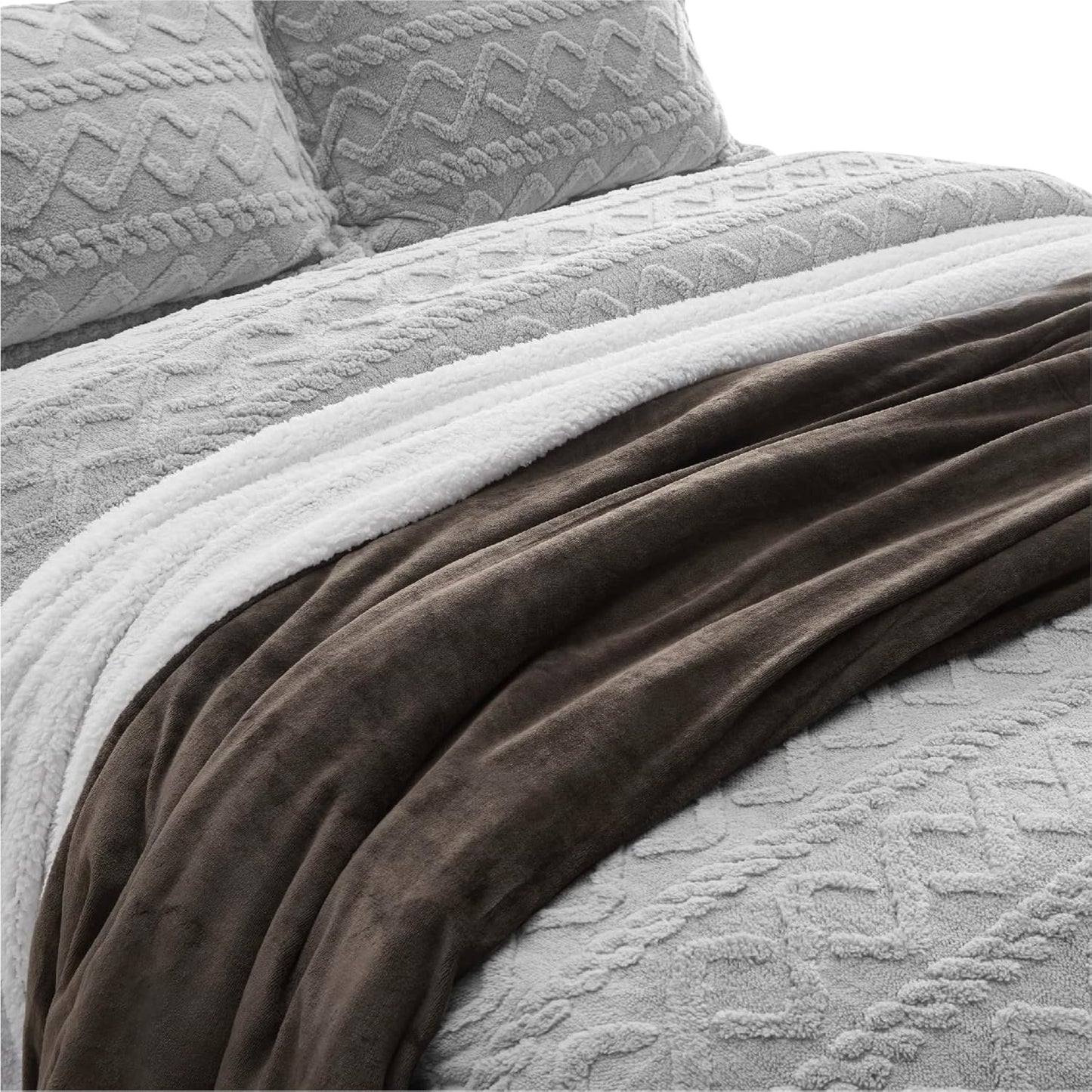 Bedsure GentleSoft Sherpa Fleece Throw Blanket Twin Size for Couch - Thick and Warm Throw for Women and Men, Soft Fuzzy Plush Twin Blanket for Winter, Brown, 60x80 Inches