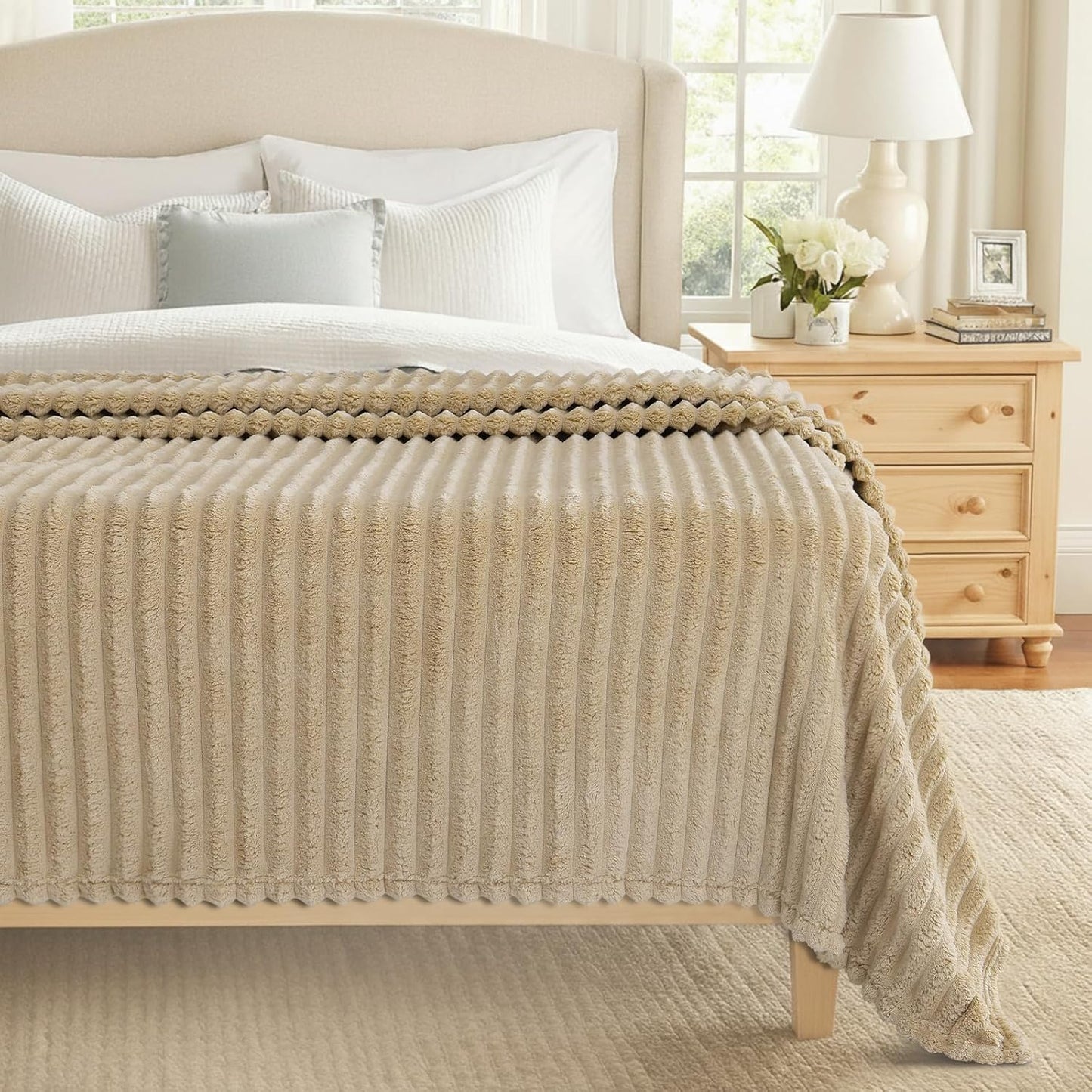 decorUhome Christmas Soft Fleece Light Brown Blanket King Size for Bed, Cozy Fluffy Plush Flannel Large Striped Throws for Couch Sofa, Lightweight Decorative Fuzzy Blanket for Woman, 108x90 Inches