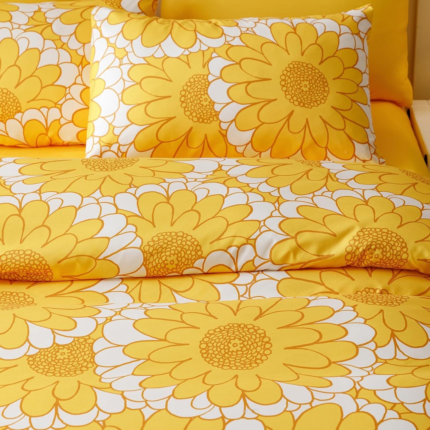 KAREVER Yellow Sunflower Comforter Set Queen Size Yellow Sunflower Bedding Set 3 PCs Comforter Set Queen Size Fluffy Linen Comforter Sets