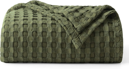 Bedsure Cooling Cotton Waffle Twin XL Blanket - Lightweight Breathable Blanket of Rayon Derived from Bamboo for Hot Sleepers, Luxury Throws for Bed, Couch and Sofa, Green, 66x90 Inches