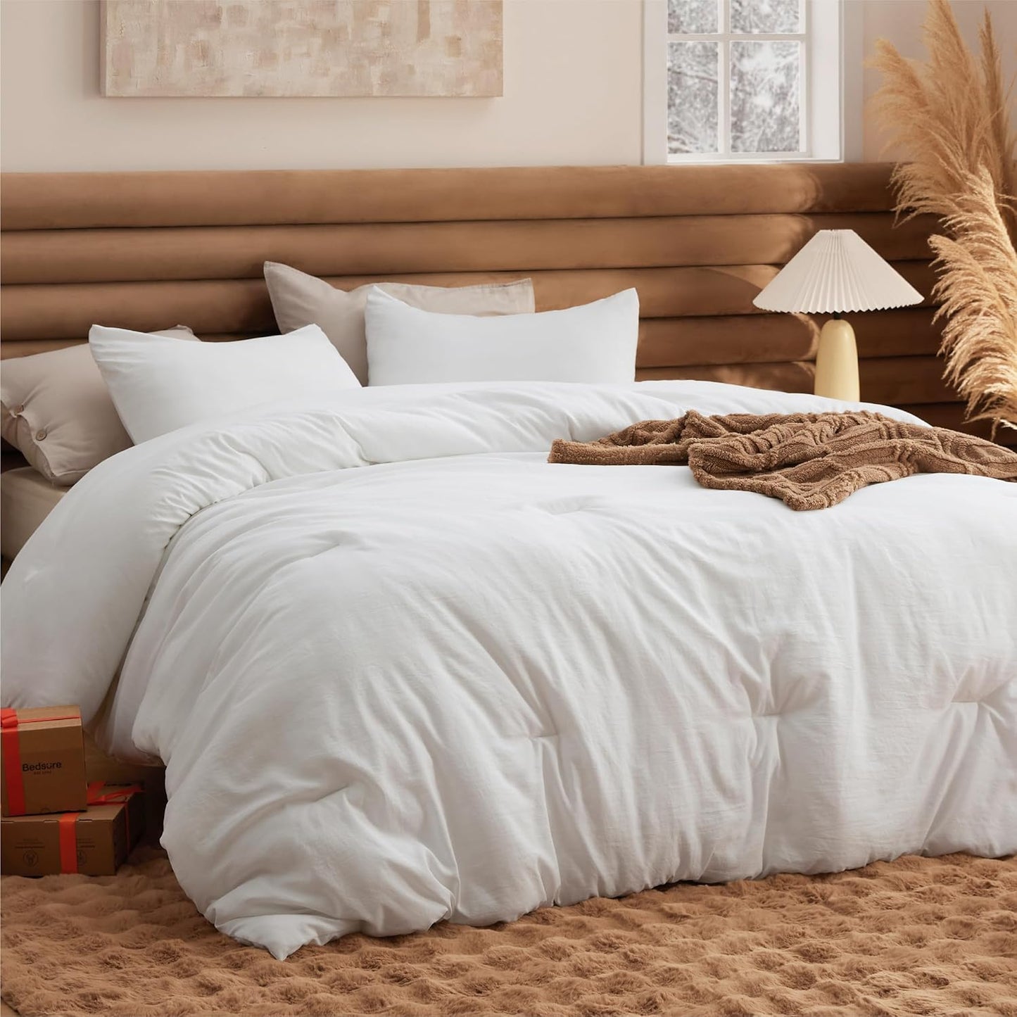 Bedsure Oversized Queen Size Comforter Set, White Soft Prewashed Bedding for All Seasons, 3 Pieces GentleSoft™ Down Alternative Bed Set, 1 Lightweight Comforter (98"x98") and 2 Pillowcases (20"x26")