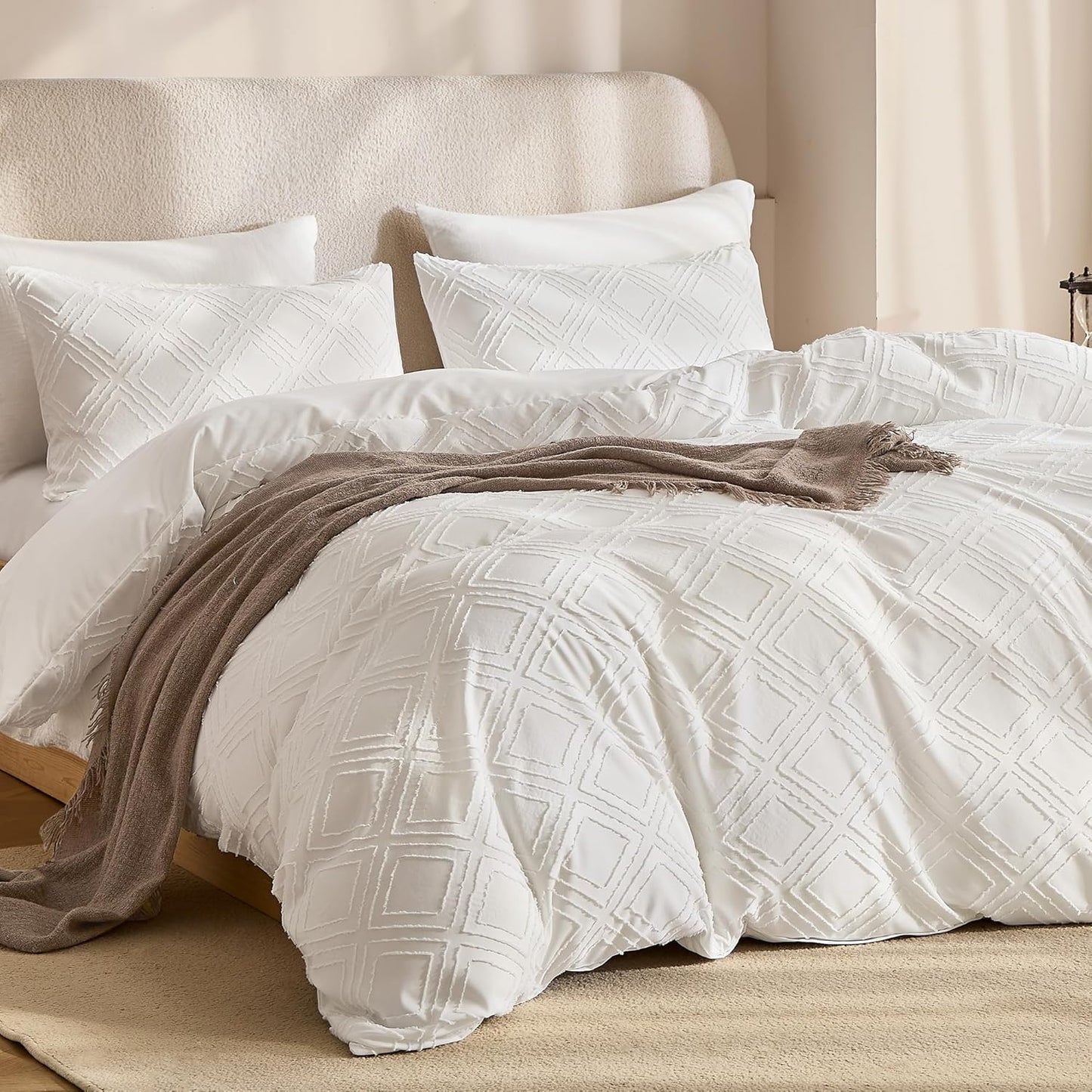 JELLYMONI Duvet Cover Super Queen Size White - 3PCS Boho Duvet Cover Set Plaid Polyester Tufted Bohemian Jacquard Knit Textured Comforter Cover 98×90in Rhombic Geometric Pattern Zipper Corner Tie