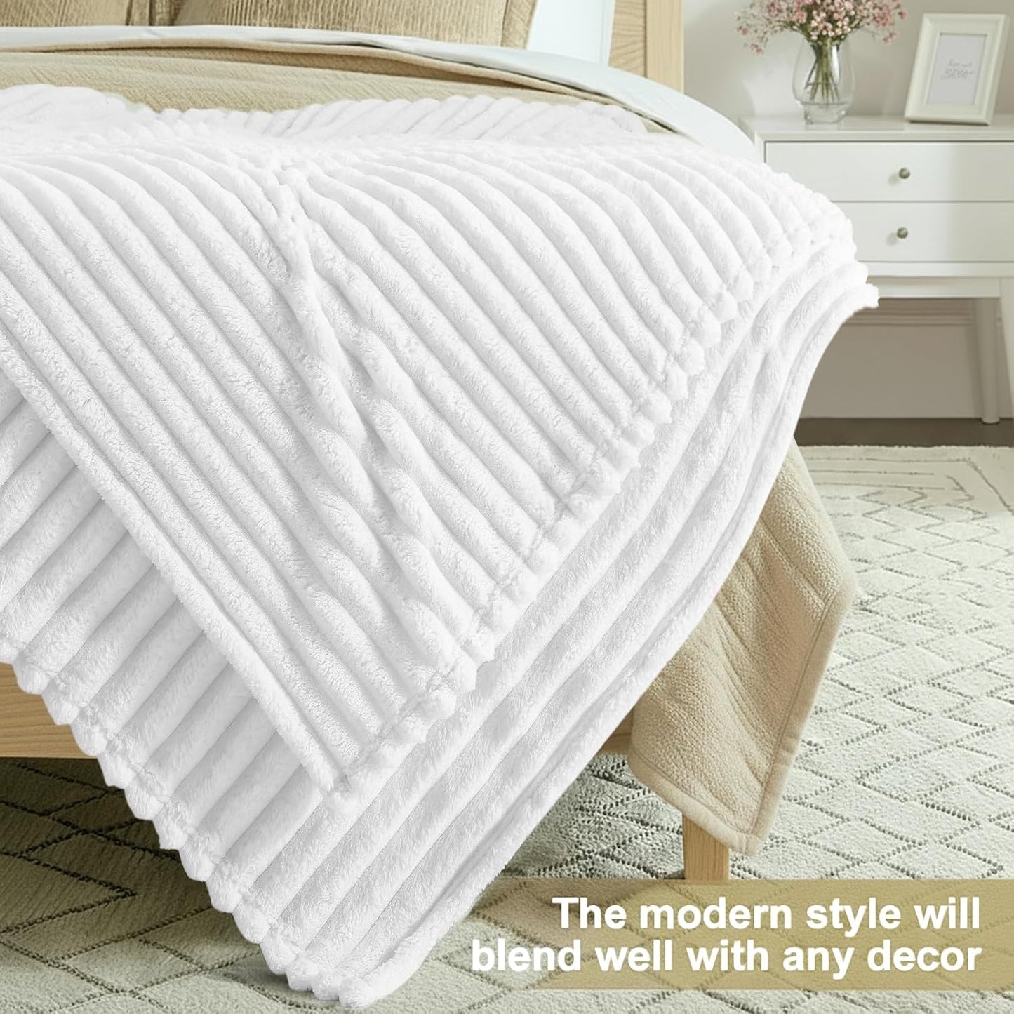decorUhome Christmas Soft Fleece White Blanket Queen Size for Bed, Cozy Fluffy Plush Flannel Large Striped Throws for Couch Sofa, Lightweight Decorative Fuzzy Blanket for Woman, 90x90 Inches