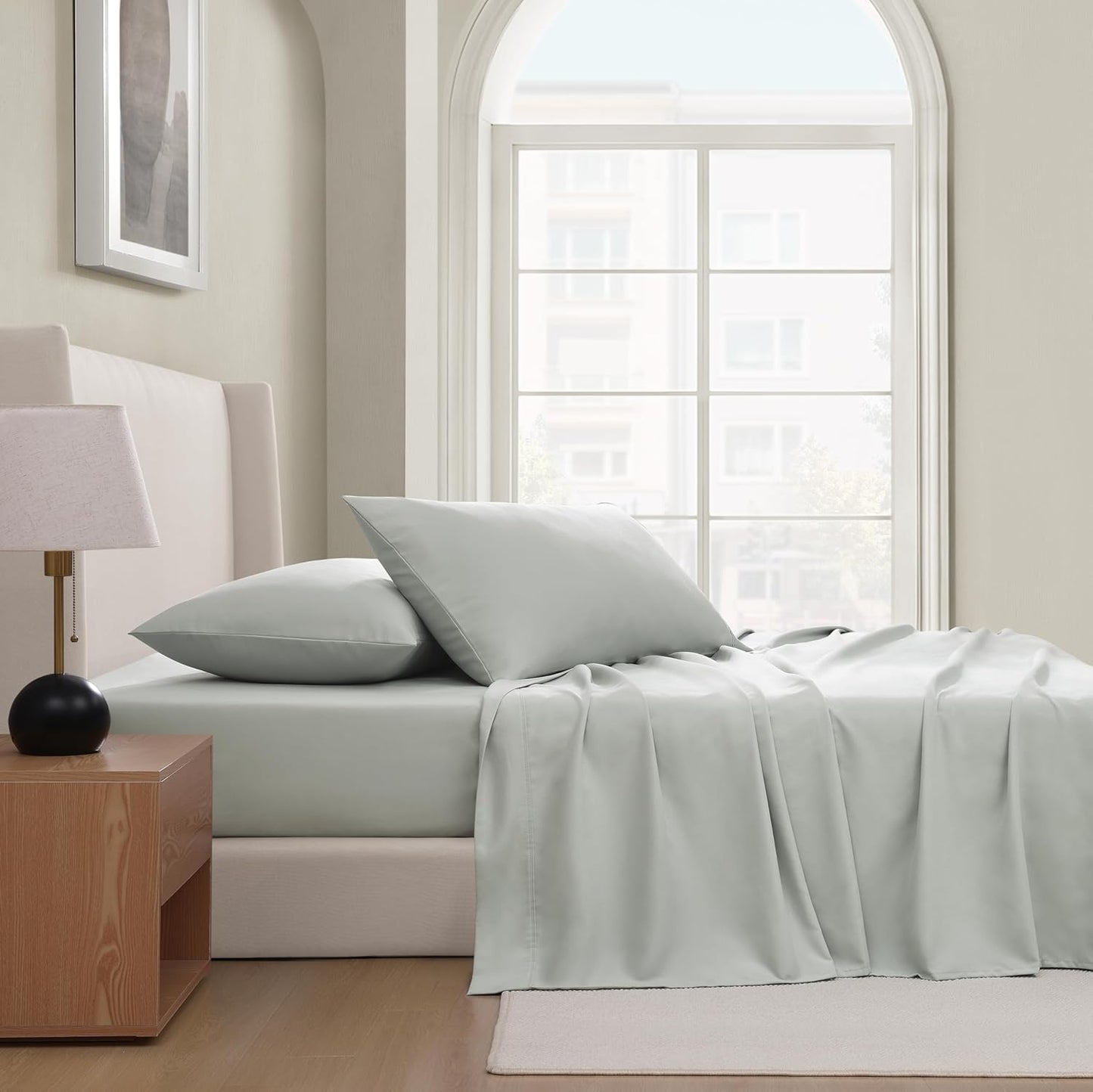 UGG King Sheet Set 4-Piece Luxury Cooling Sheets Deep Pockets Premium Bedding with 2 Pillow Shams Hypoallergenic Machine Washable Soft Lightweight Bed Set for Bedroom, King, Mineral Green (Hedi)
