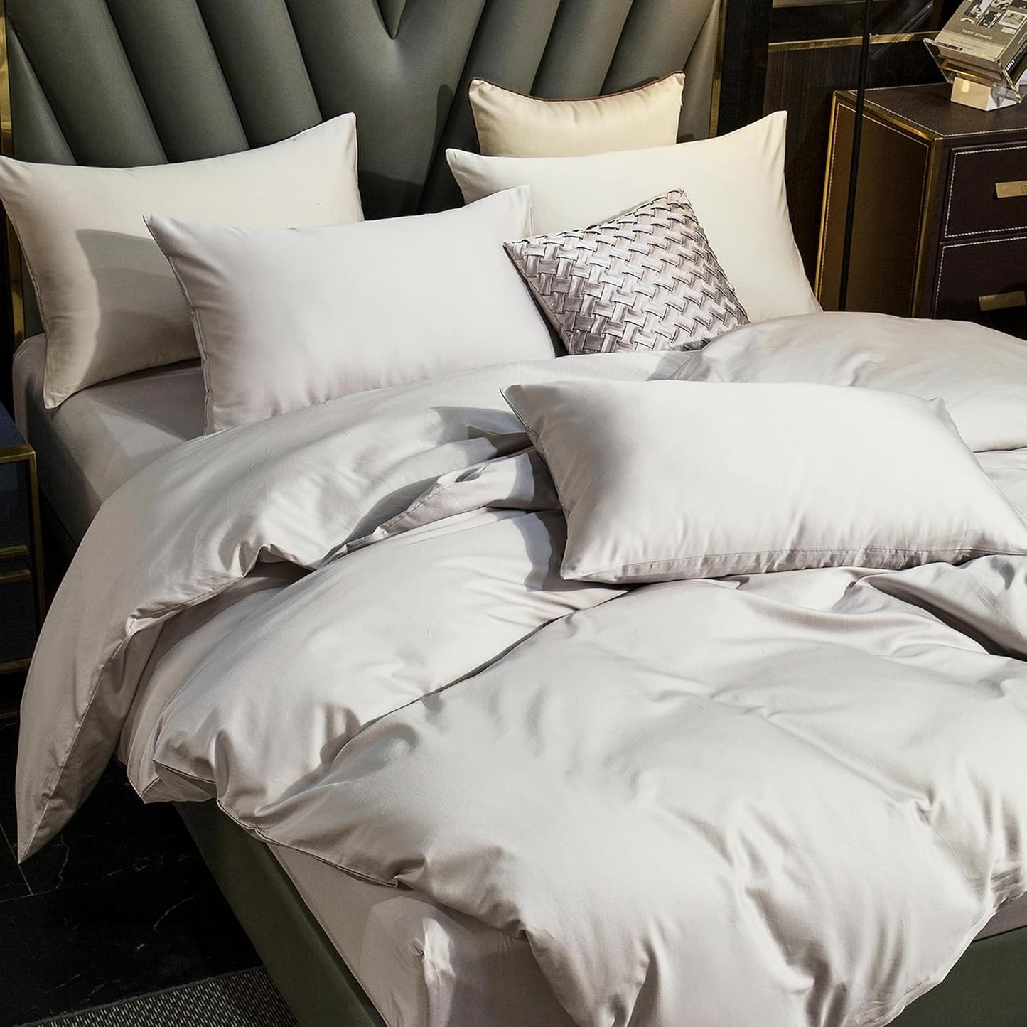 MooMee Duvet Cover Set 100% Extra Long Staple Cotton 600 Thread Count Silky Sateen Smooth Luxury Soft Breathable Durable Hotel Quality Bedding, 3 Pieces (Silver Gray, Queen 90"x90")