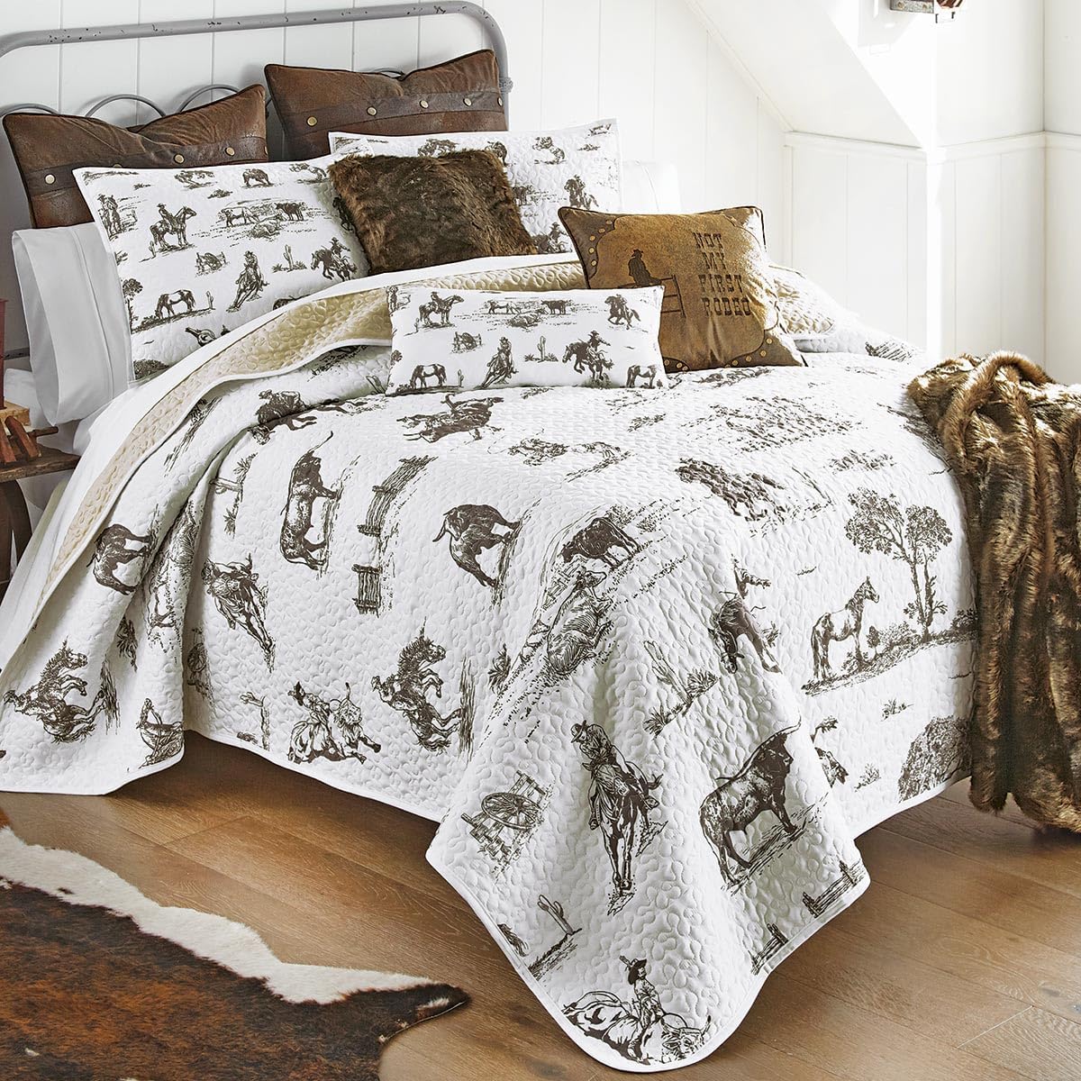 BLACK FOREST DECOR Cowboy Ranch King Quilt Set - Lightweight, Western Style Bedding with Cowboys and Horses, Includes Quilt and Shams, Machine Washable