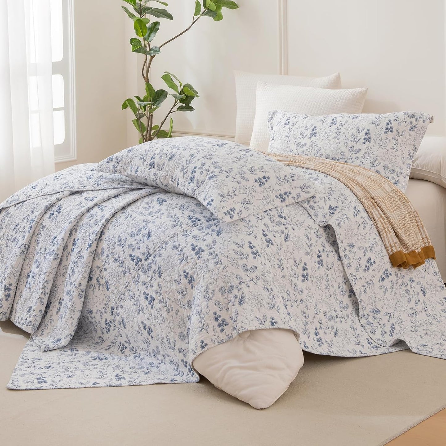 Lady Ann Oversized King Quilt Bedspreads 120x120, 3 Pcs Cotton Floral California King Size Quilt Bedding Set， Blue and White Floral & Leaves Pattern Plant Botanical Printed Quilted Coverlet Set