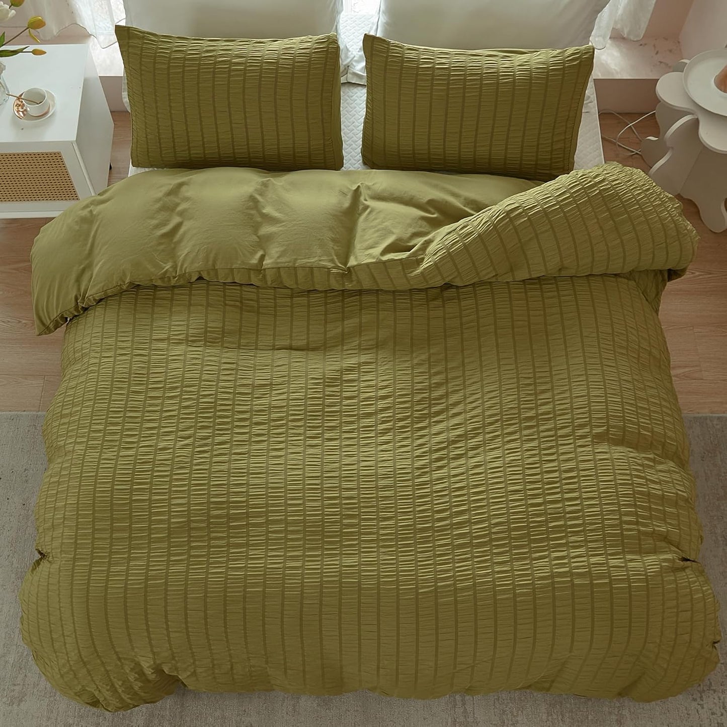 AveLom Olive Green Seersucker Duvet Cover Set Full Size (80 x 90 inches), 3 Pieces (1 Duvet Cover + 2 Pillow Cases), Ultra Soft Washed Microfiber, Textured Duvet Cover with Zipper Closure, Corner Ties