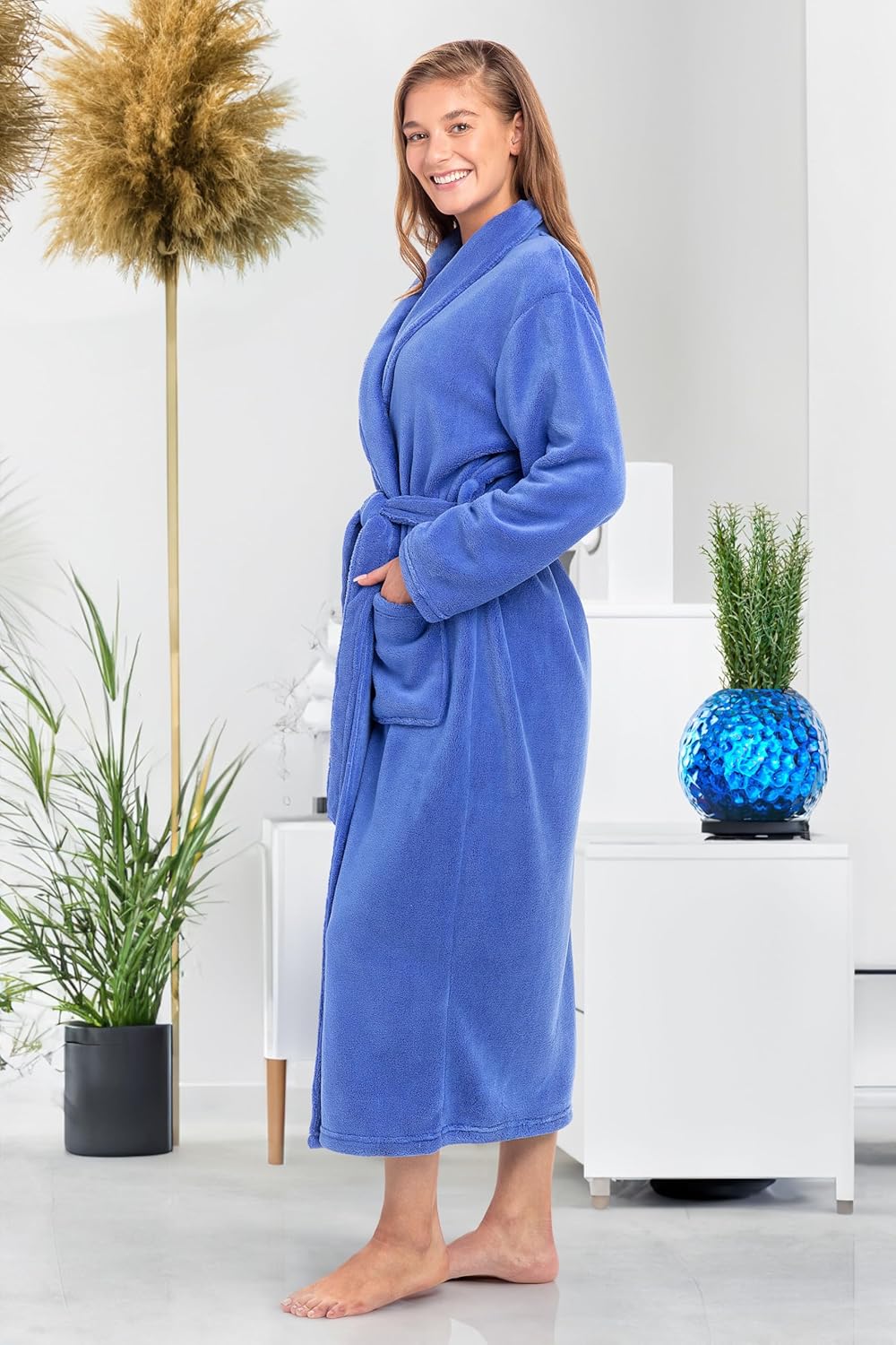 Alexander Del Rossa Plush Robe for Women, Long Fleece Winter Bath Robe, Plus Size