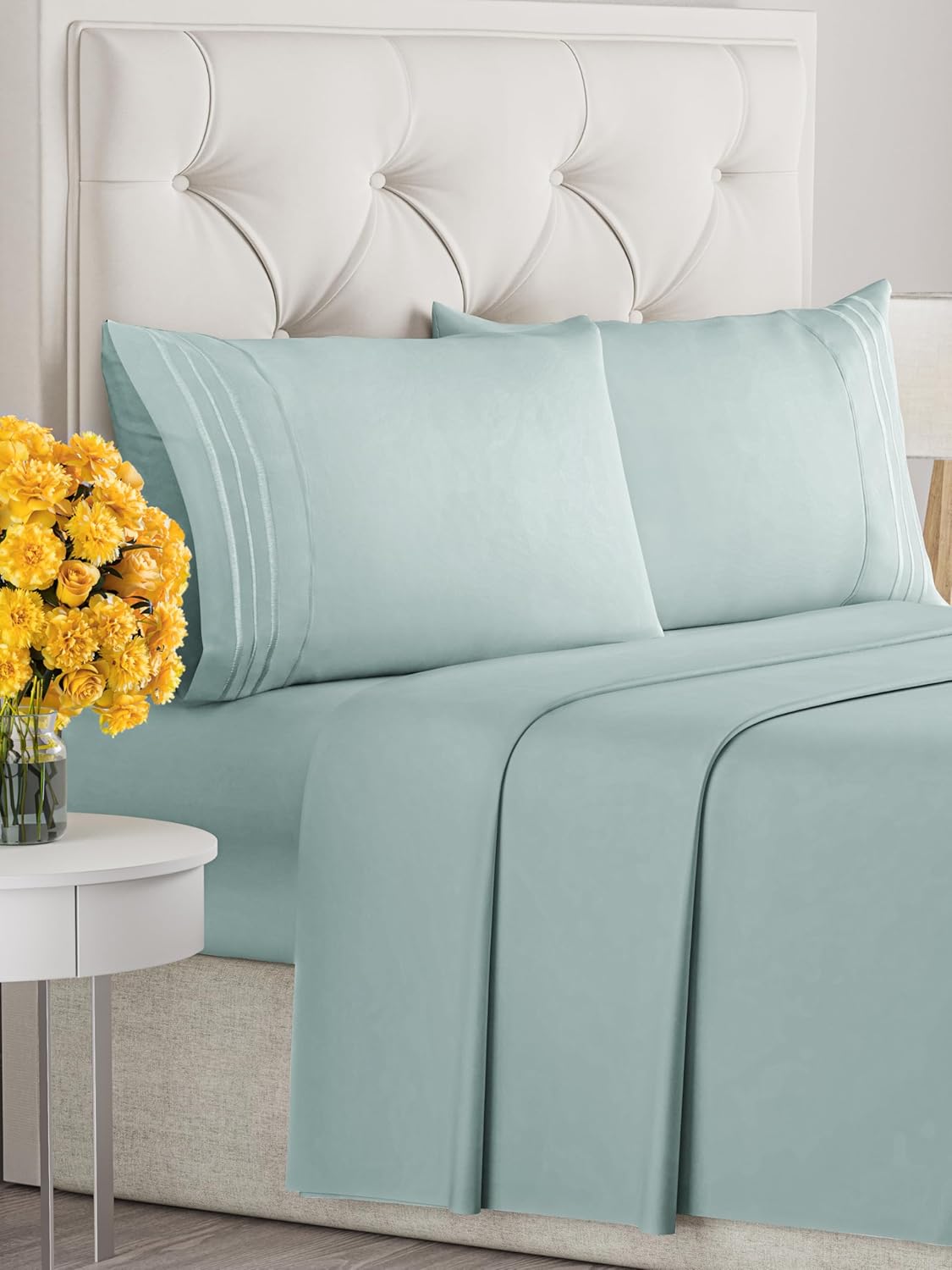 Queen Size 4 Piece Sheet Set - Extra Soft, Breathable & Cooling Sheets - Hotel Luxury Durable Bed Sheets for Women & Men - Deep Pockets, Easy-Fit & Wrinkle-Free Sheets - Light Teal Oeko-Tex Bed Sheets