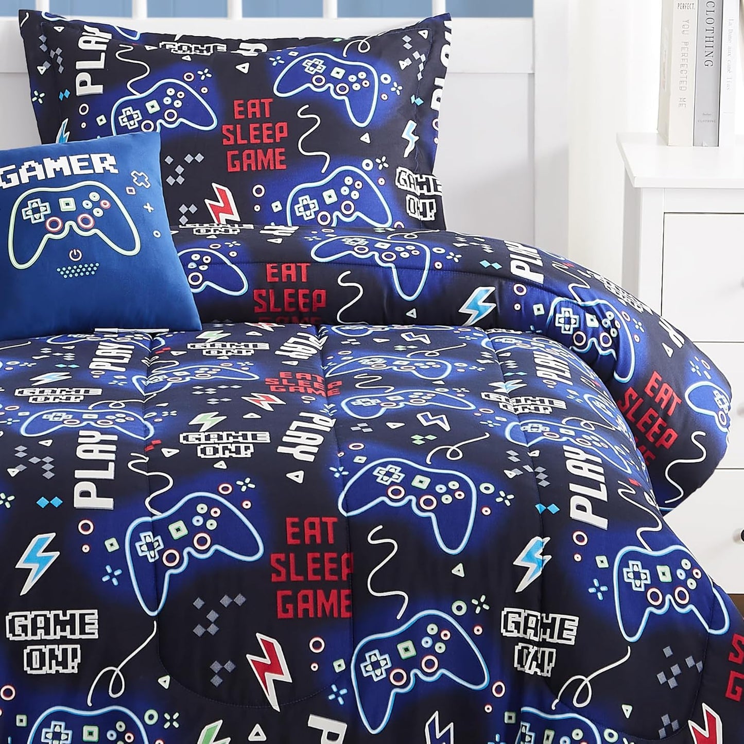 Kids Comforter Set Full Size for Boys, Glow in The Dark Gamer Bedding Set 1 Comforter, 1 Decor Pillow, 2 Pillow Shams
